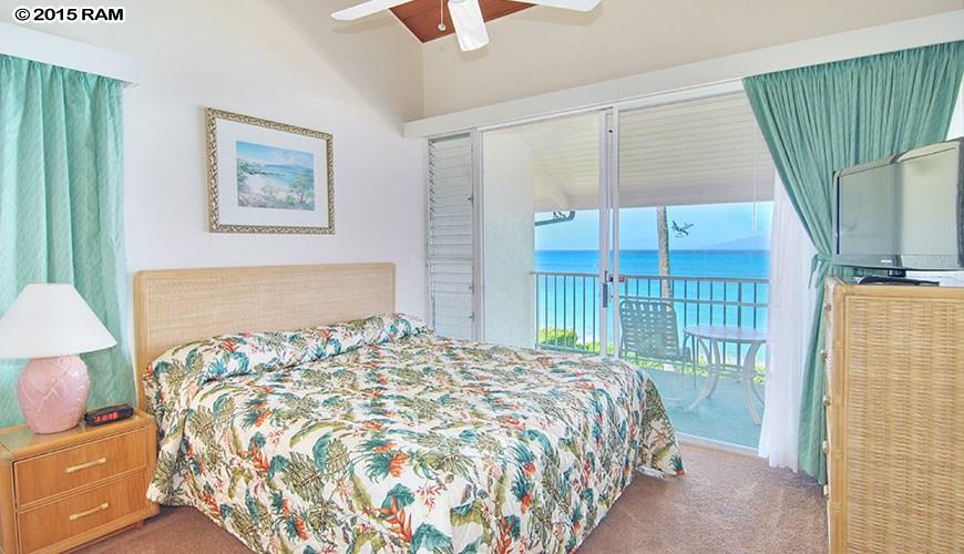Napili Sunset condo # 216, Lahaina, Hawaii - photo 8 of 30