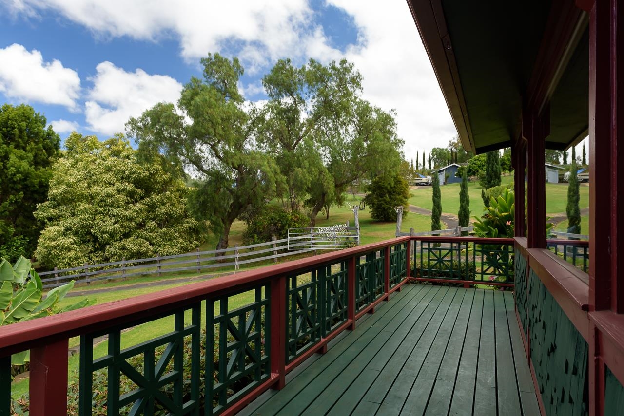 53  Maukanani St , Kula/Ulupalakua/Kanaio home - photo 4 of 40