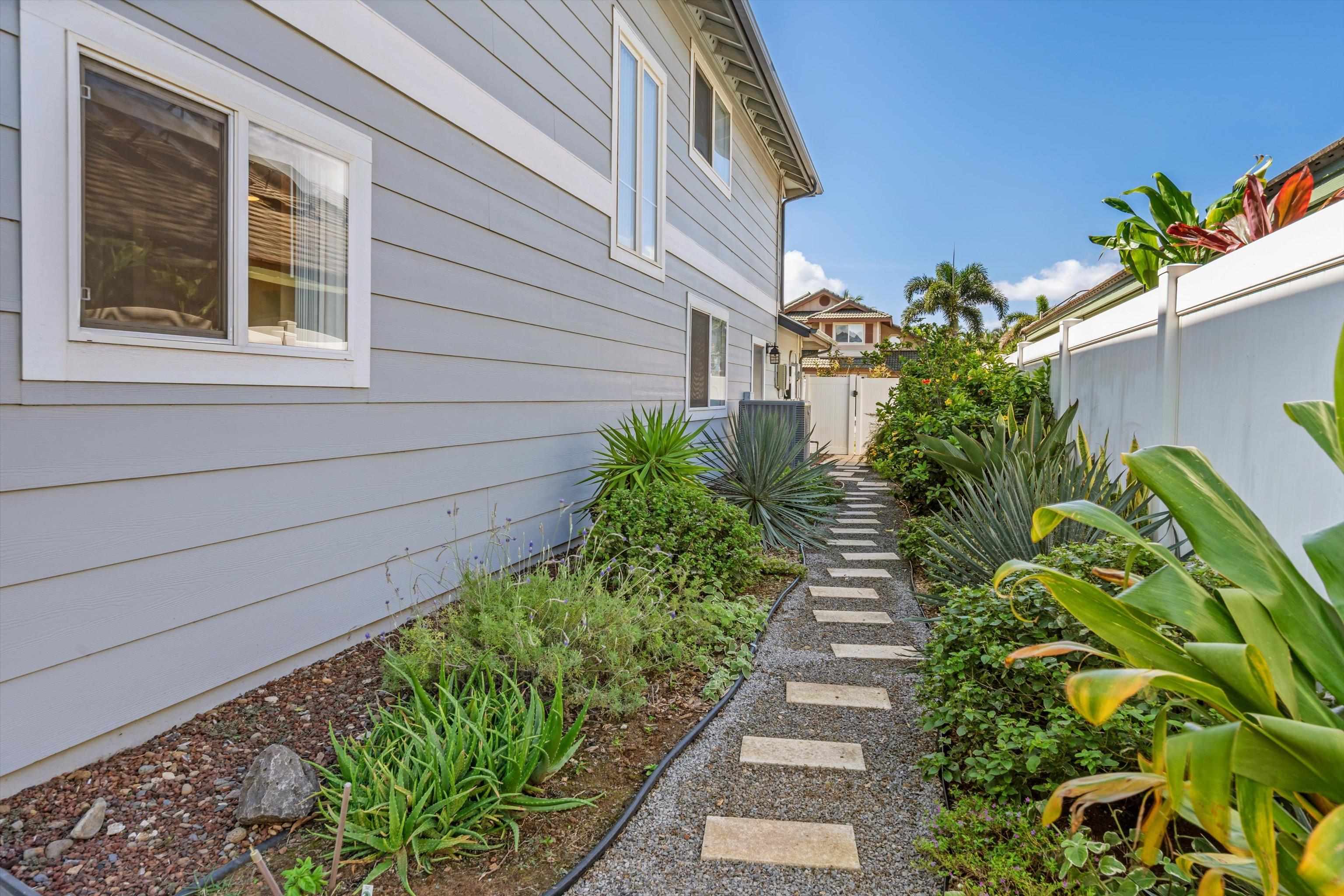 53  Molehulehu Loop Maui Lani, Kahului home - photo 34 of 47