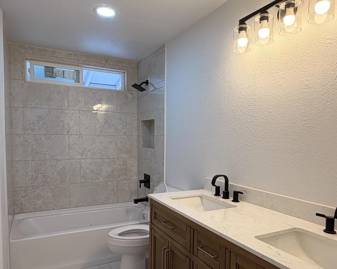 530  Kaiwahine St , Kihei home - photo 19 of 43