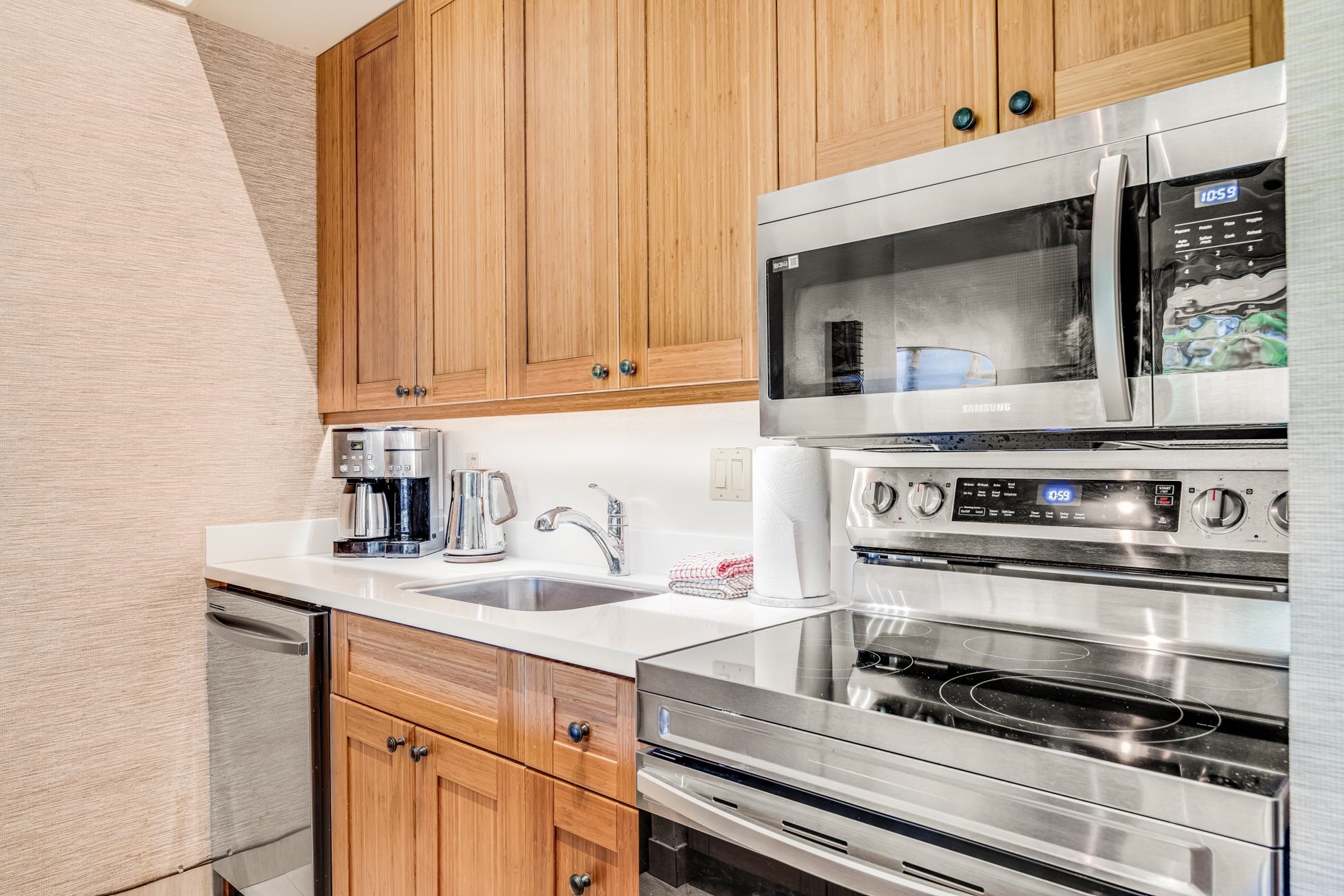 Napili Shores condo # F249, Lahaina, Hawaii - photo 7 of 33