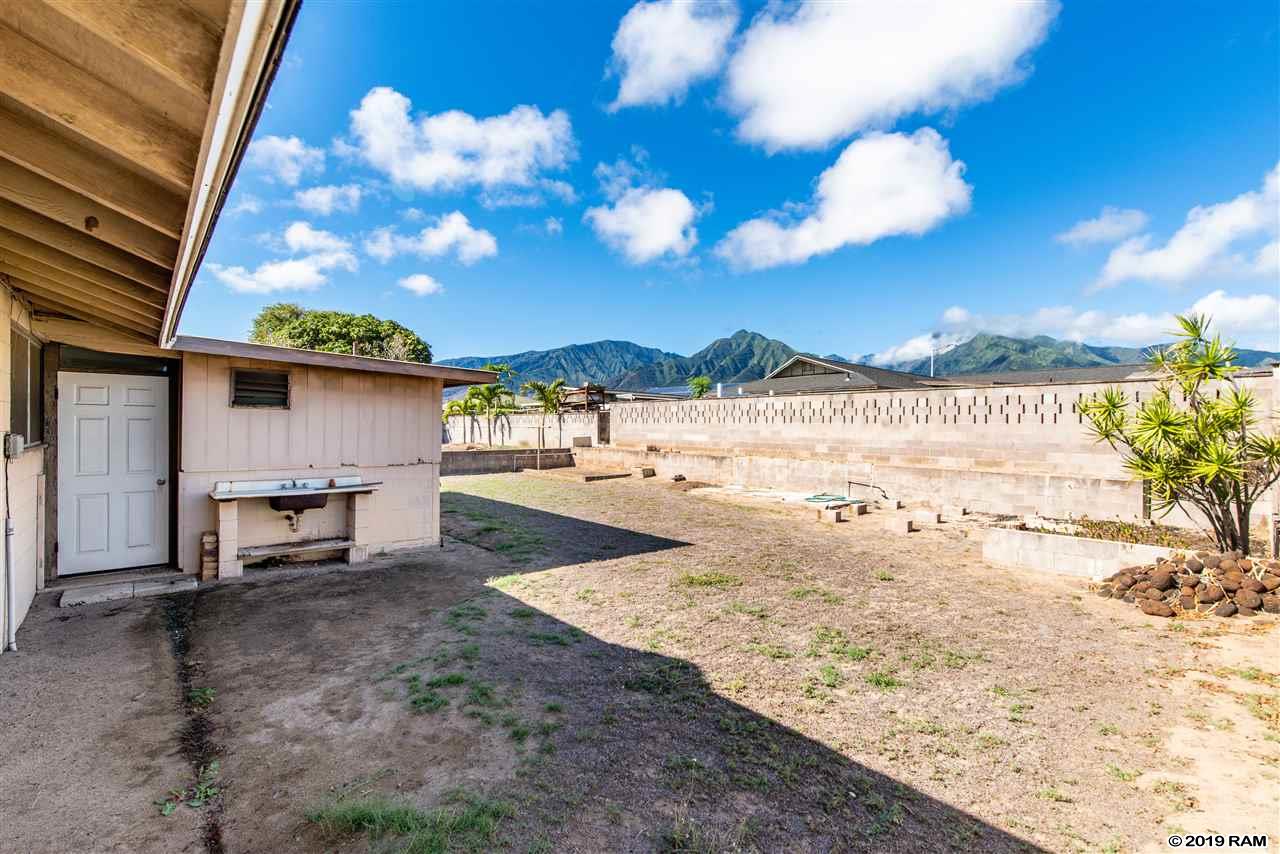 532  Kaulana St , Kahului home - photo 3 of 19
