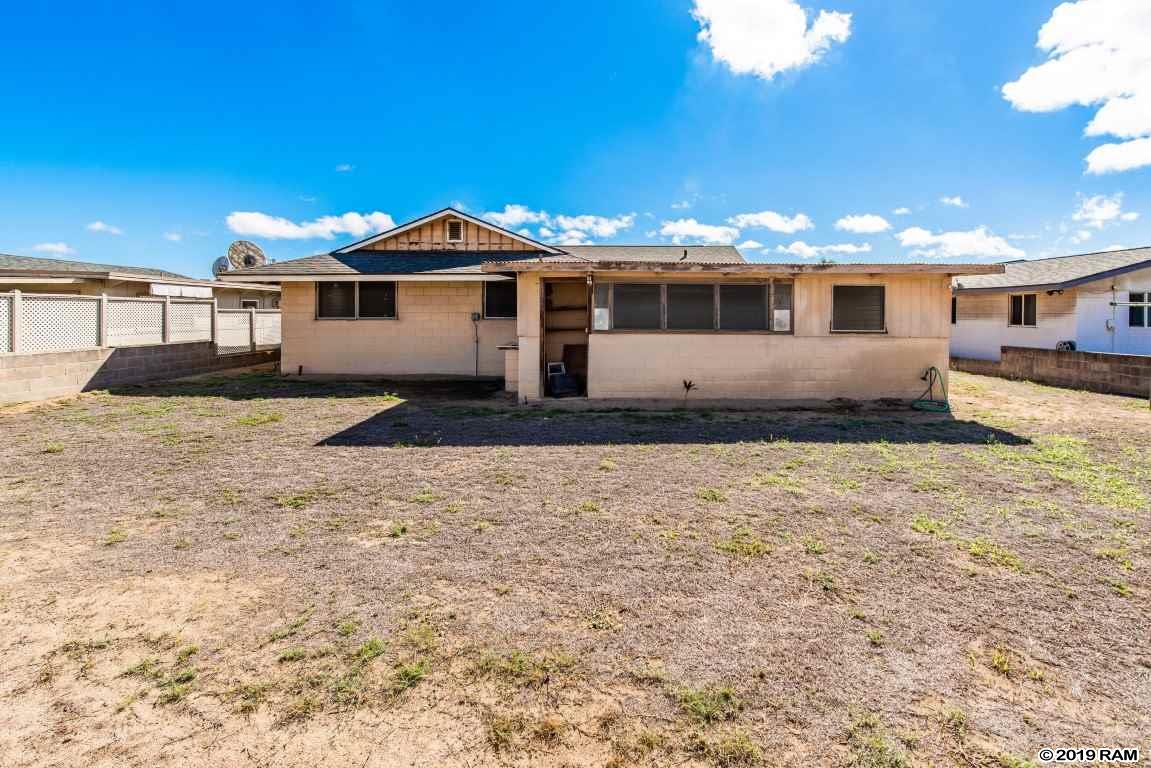 532  Kaulana St , Kahului home - photo 4 of 19