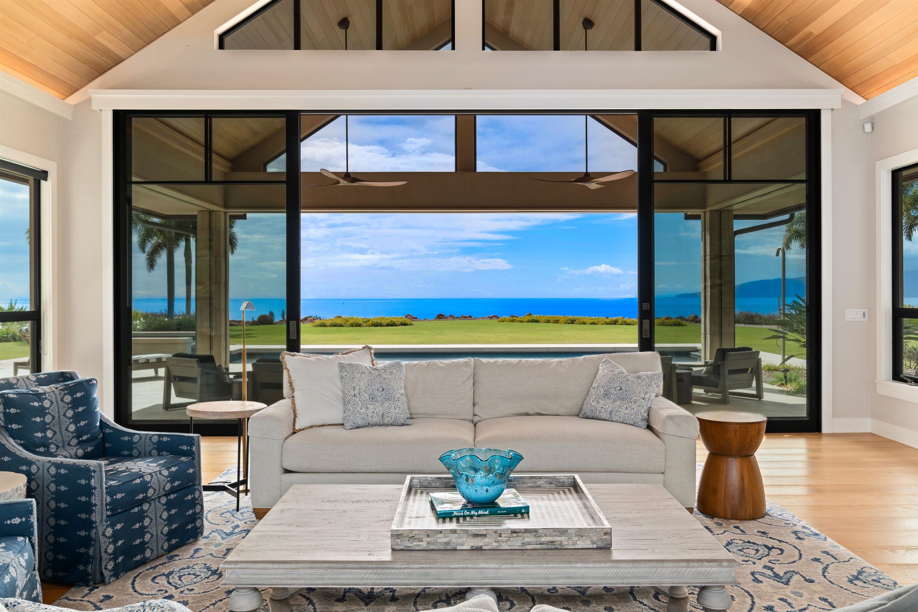 533  Luawai St Olowalu, Olowalu home - photo 2 of 50