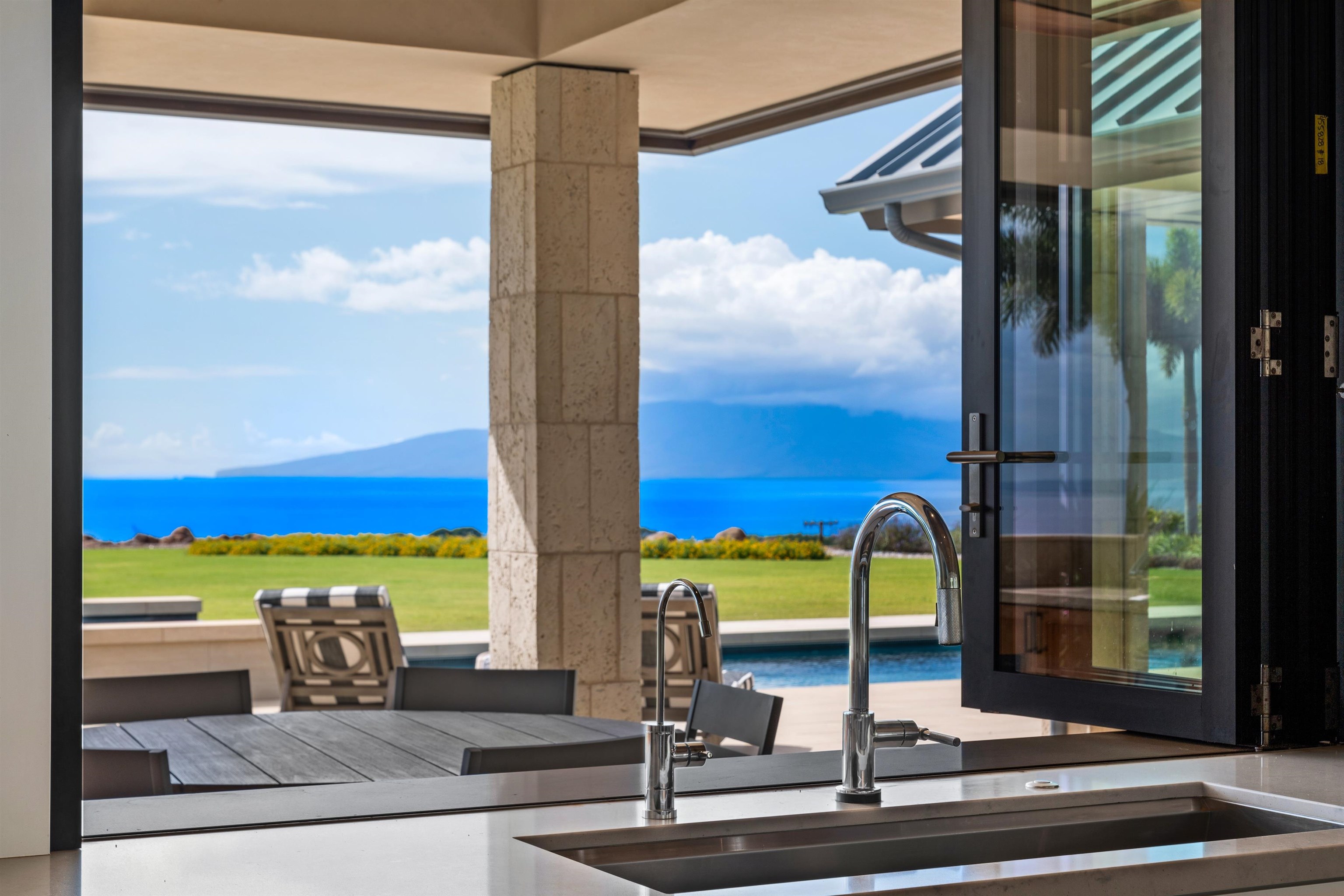 533  Luawai St Olowalu, Olowalu home - photo 15 of 50