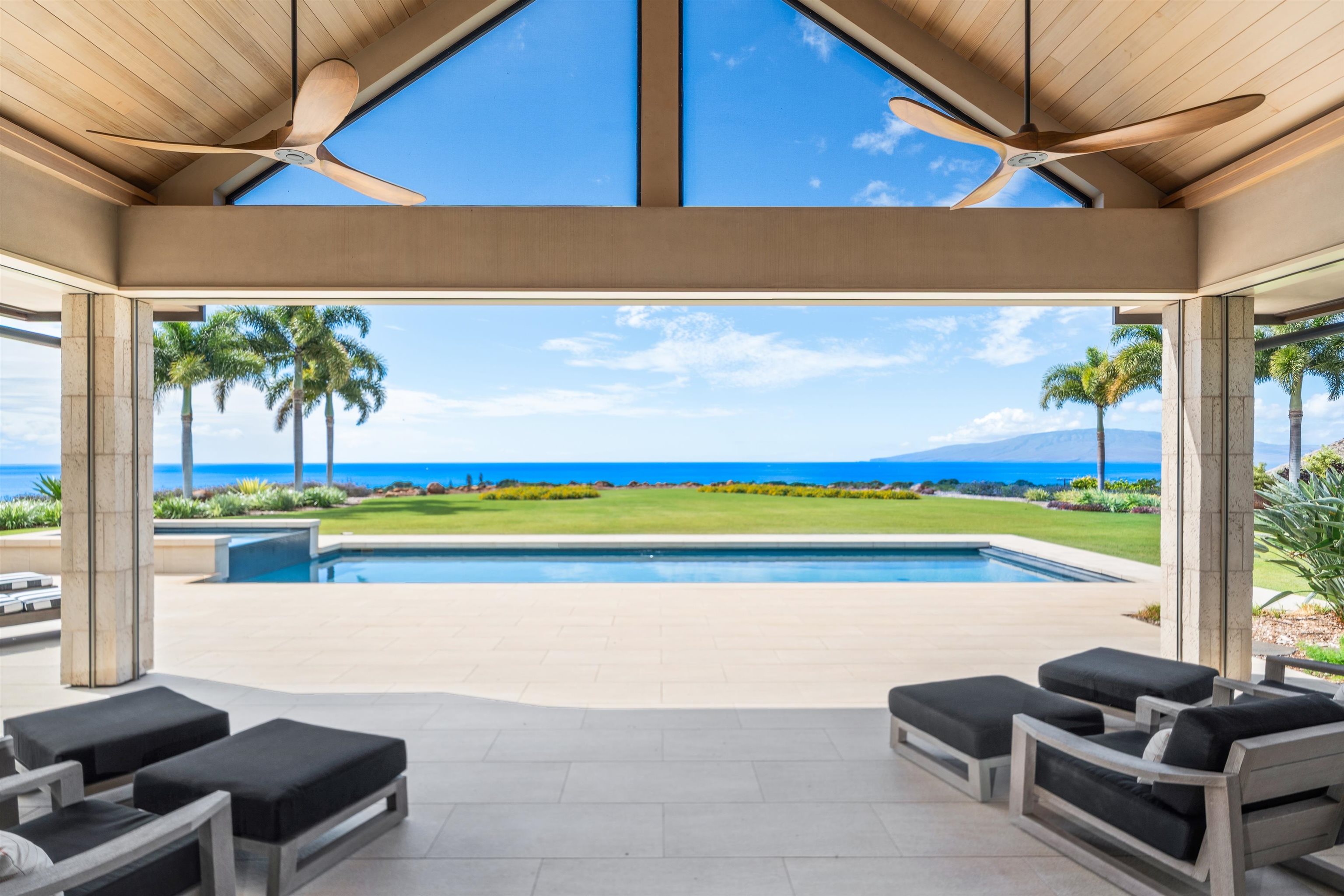 533  Luawai St Olowalu, Olowalu home - photo 17 of 50