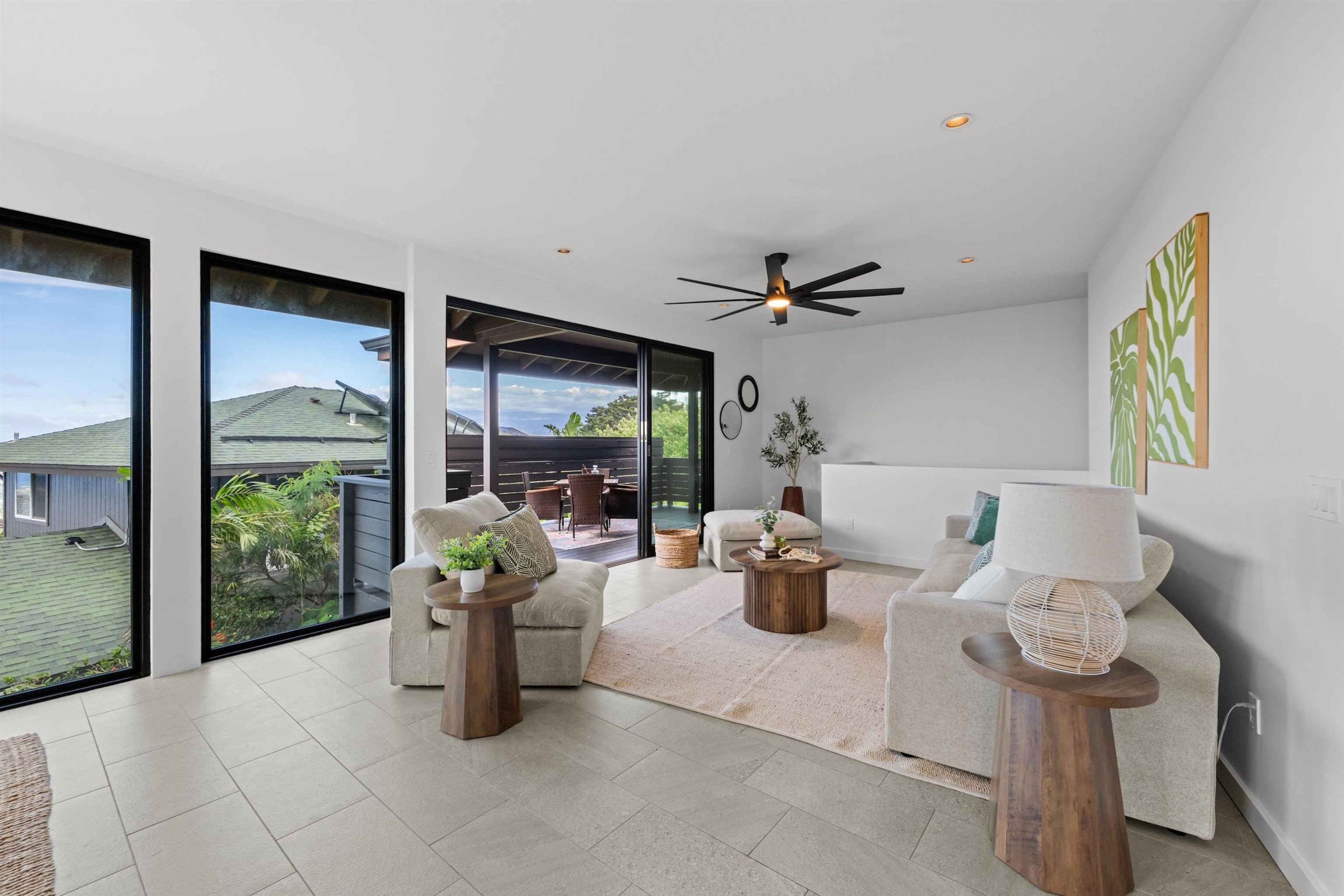 533  Polulani Dr , Wailuku home - photo 3 of 50