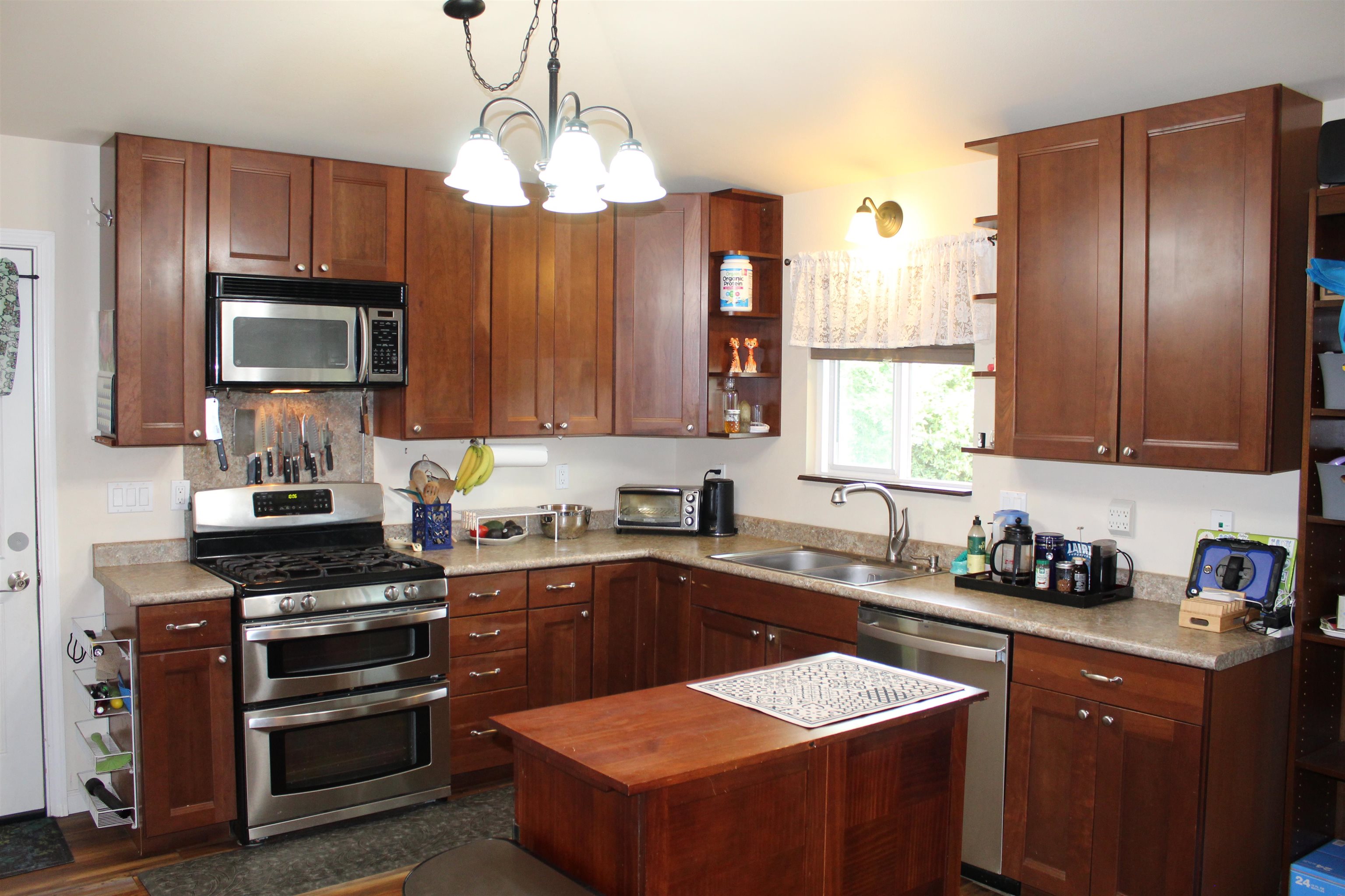 54  Keanuhea St Waiohului, Kula/Ulupalakua/Kanaio home - photo 16 of 42