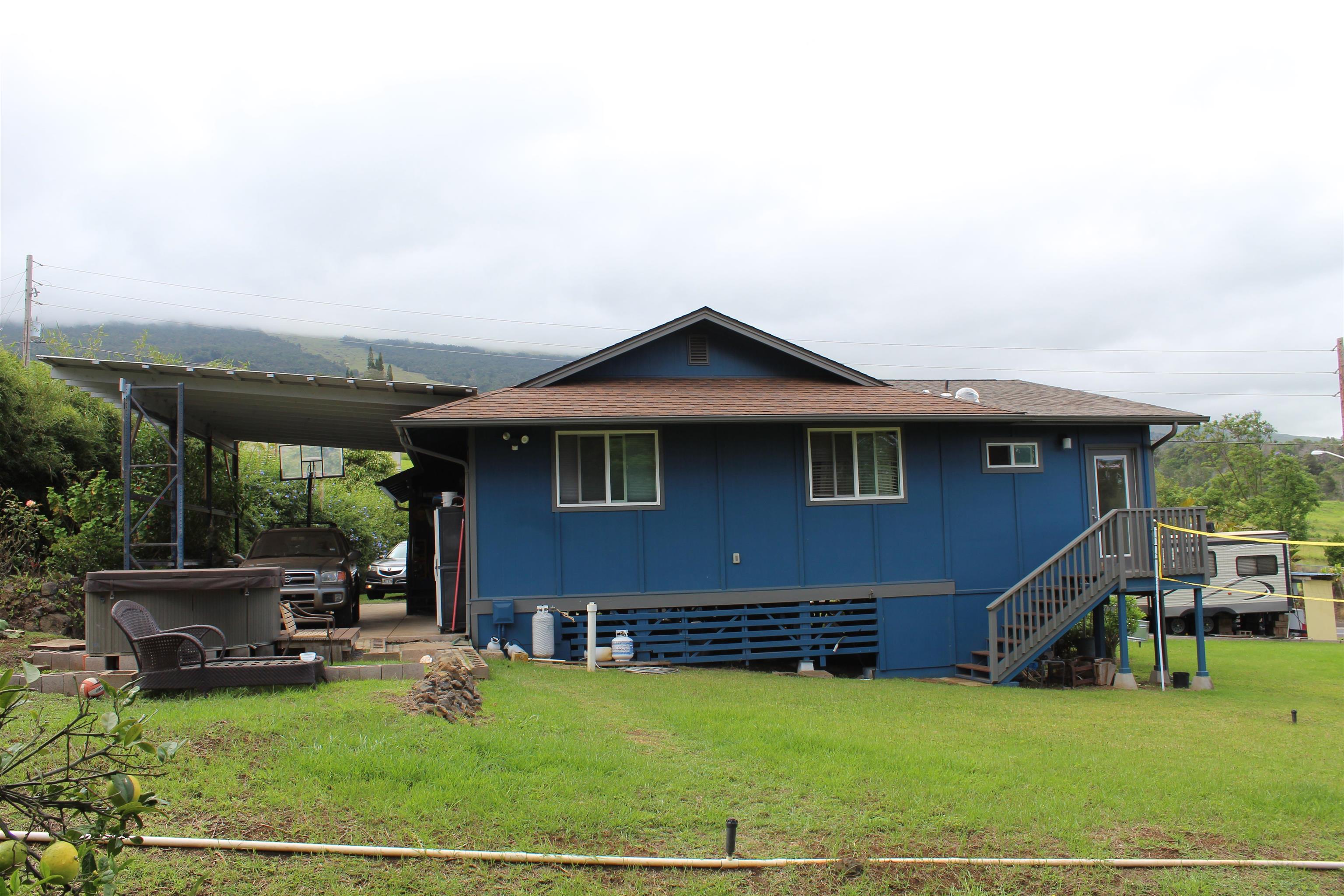 54  Keanuhea St Waiohului, Kula/Ulupalakua/Kanaio home - photo 34 of 42