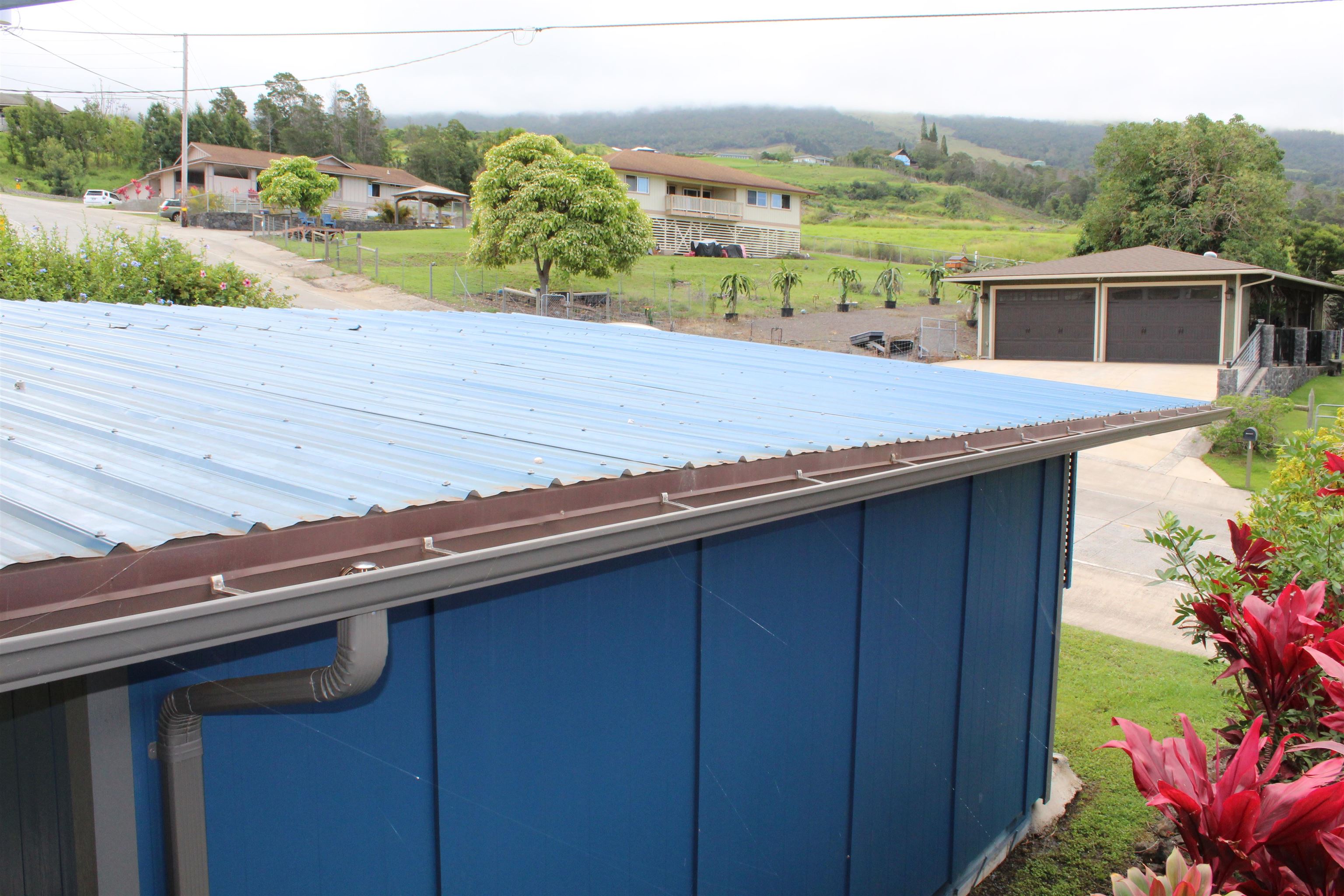 54  Keanuhea St Waiohului, Kula/Ulupalakua/Kanaio home - photo 8 of 42