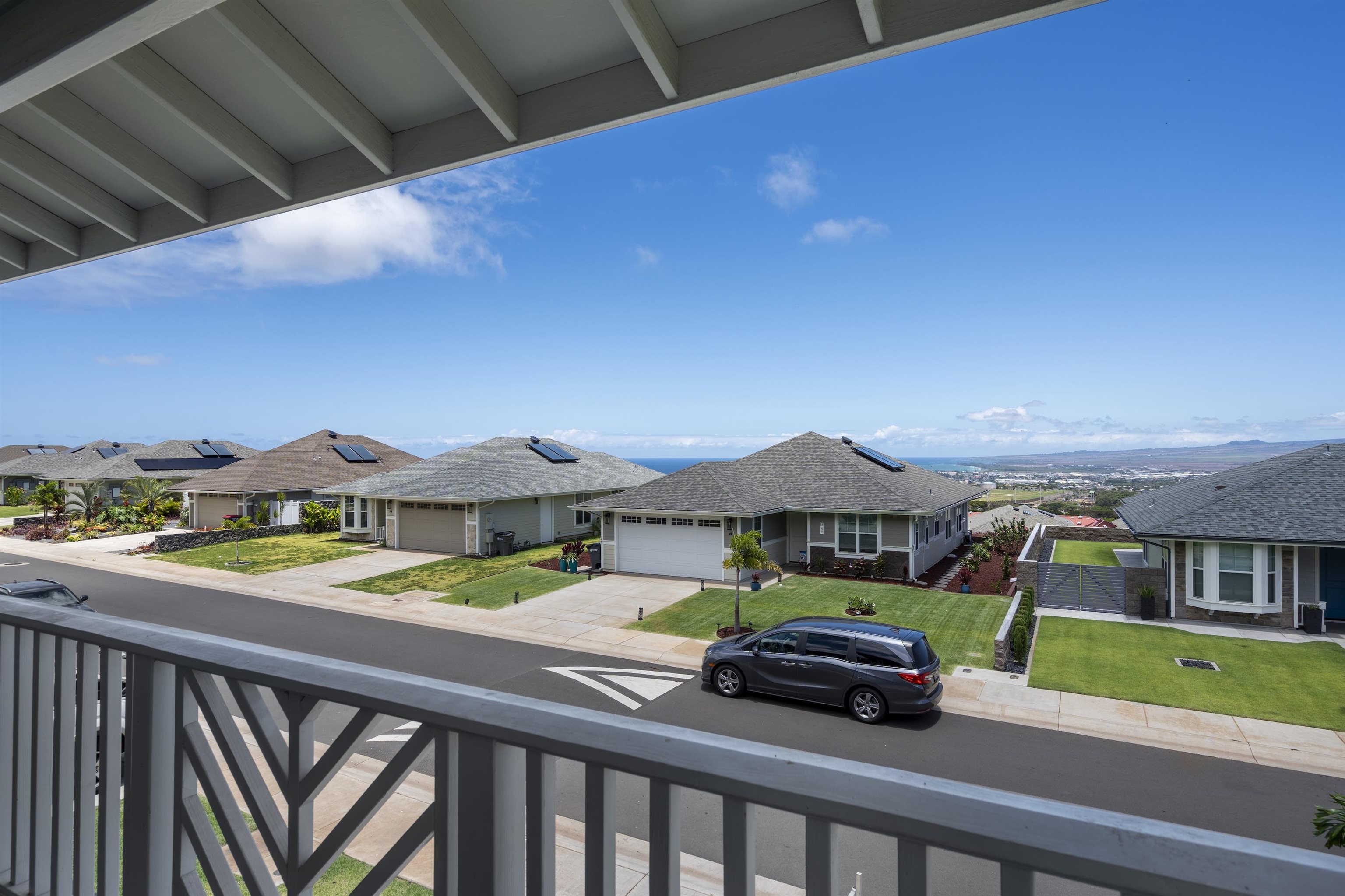54  Kupaloke St Kehalani, Wailuku home - photo 4 of 33