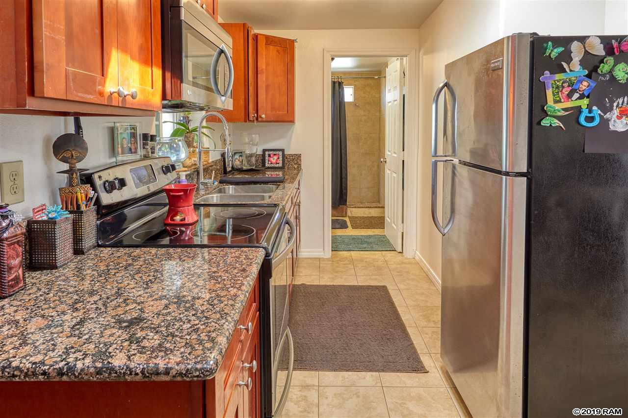 543  Lono Ave , Kahului home - photo 10 of 21