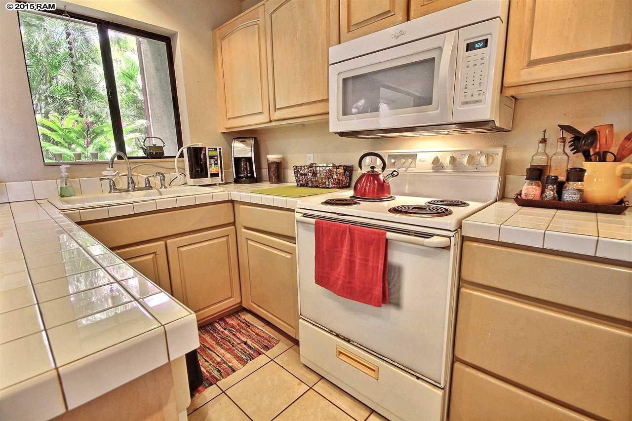 Napili Gardens condo # 2, Lahaina, Hawaii - photo 7 of 25