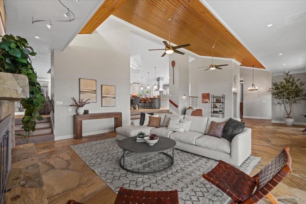 544  Iiwi Way Wailuku Heights, Wailuku home - photo 22 of 50