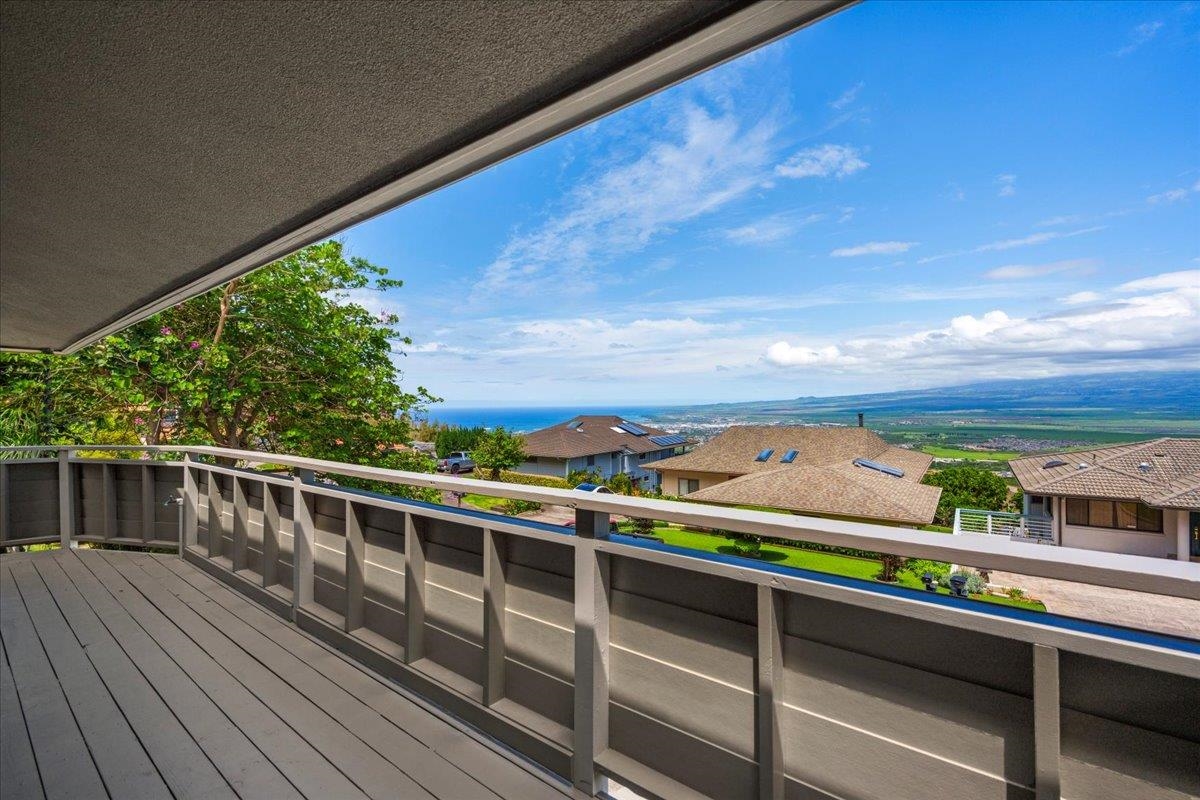 544  Iiwi Way Wailuku Heights, Wailuku home - photo 32 of 50