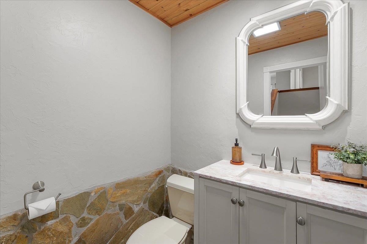 544  Iiwi Way Wailuku Heights, Wailuku home - photo 41 of 50