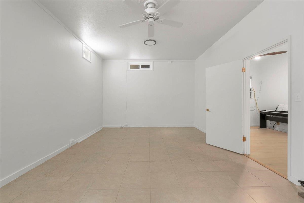 544  Iiwi Way Wailuku Heights, Wailuku home - photo 43 of 50