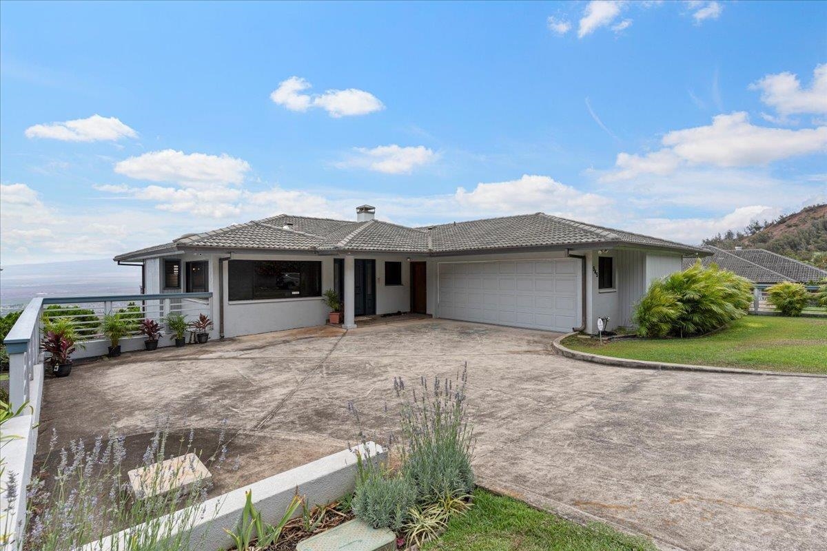 545  Iiwi Way Wailuku Heights, Wailuku home - photo 6 of 50