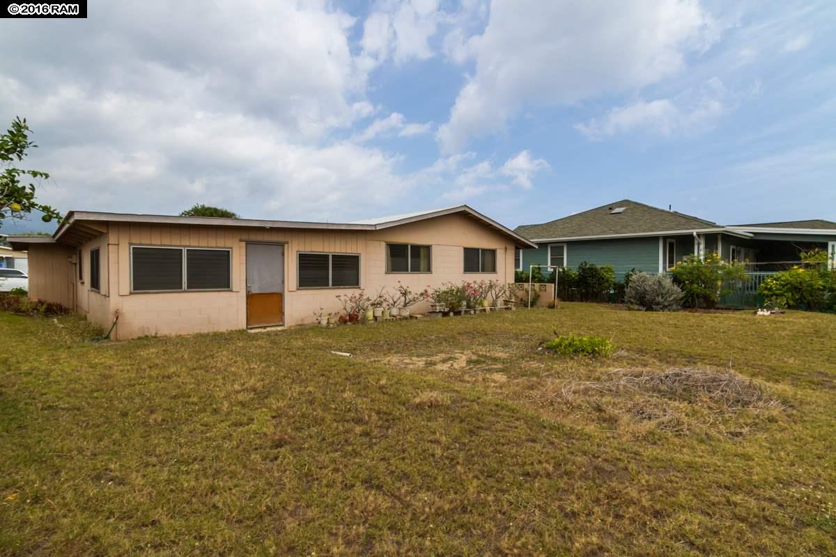 547  Kaulana St Kahului, Kahului home - photo 22 of 28
