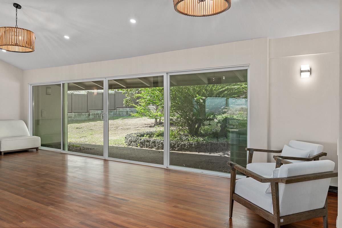 549  Honoapiilani Hwy , Wailuku home - photo 8 of 36