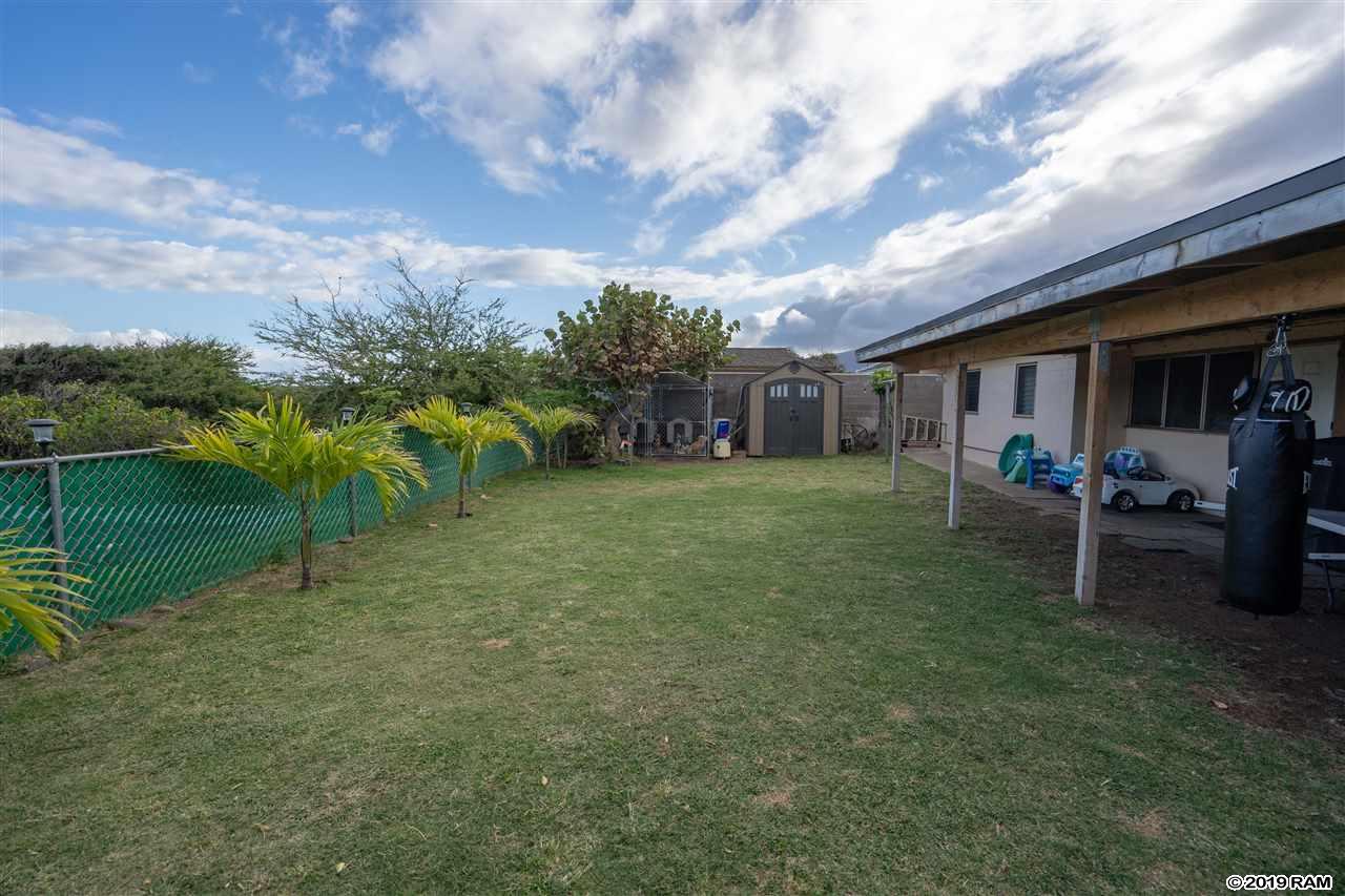 549  Onehee Ave , Kahului home - photo 2 of 17