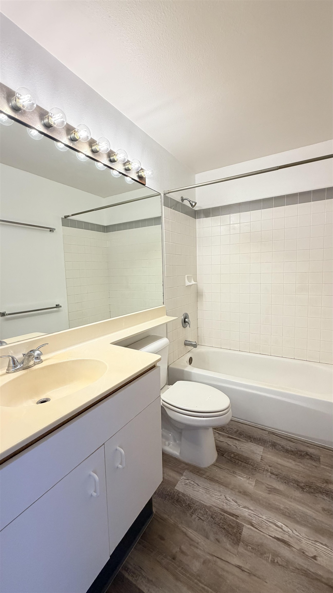 Iao Parkside IV-A condo # 34-203, Wailuku, Hawaii - photo 11 of 17