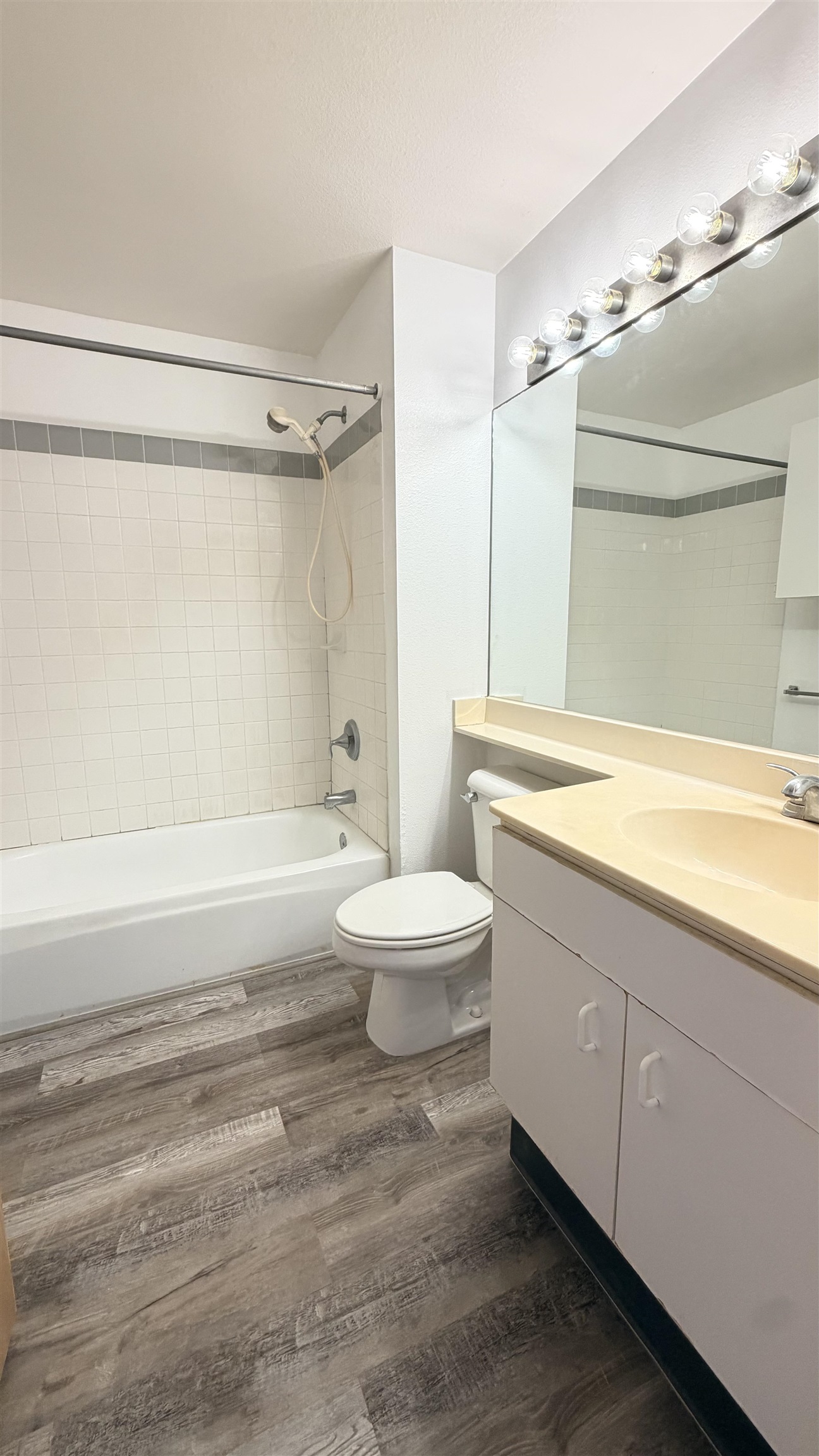 Iao Parkside IV-A condo # 34-203, Wailuku, Hawaii - photo 12 of 17
