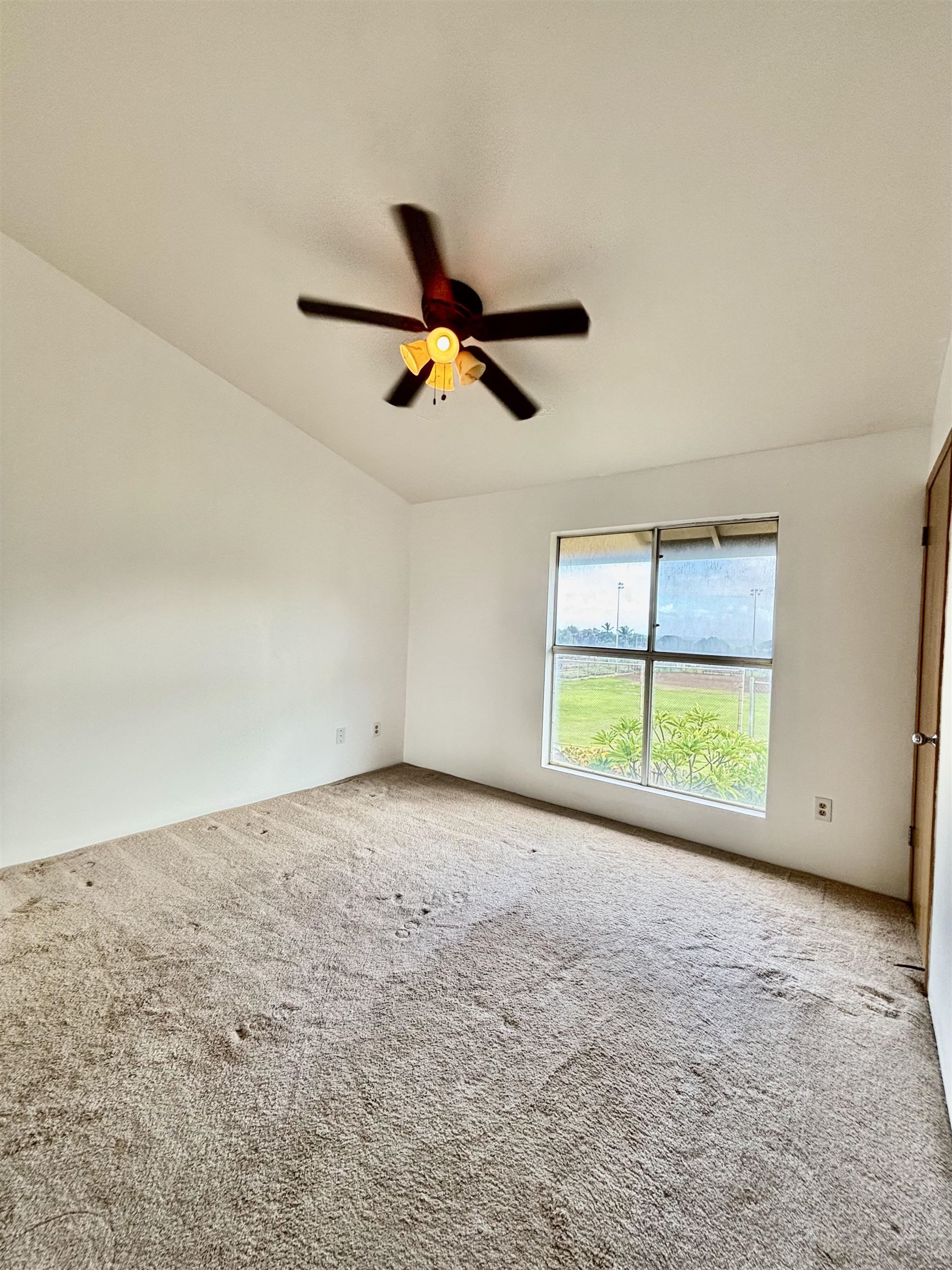 Iao Parkside IV-A condo # 34-203, Wailuku, Hawaii - photo 8 of 14