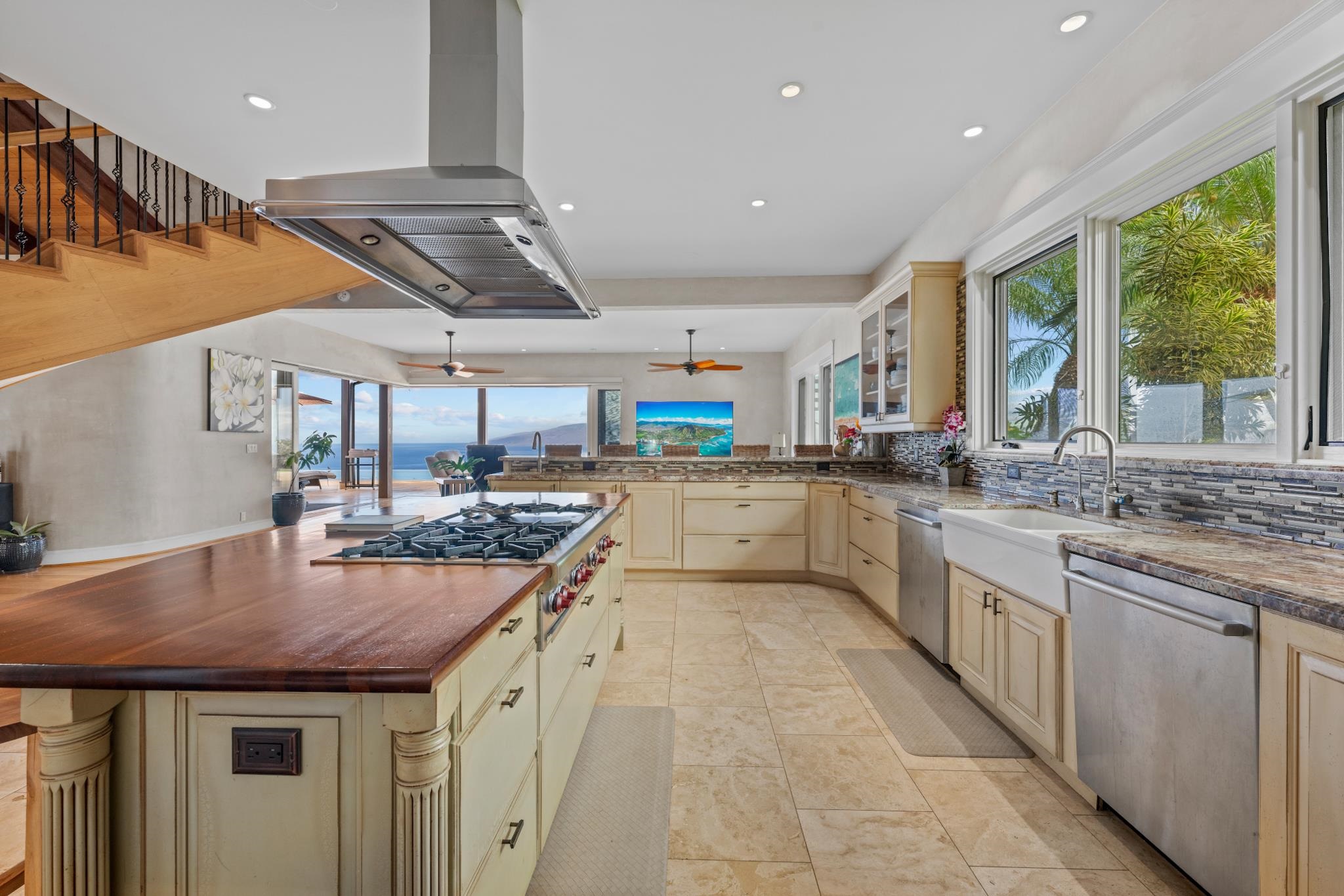 554  Punakea Loop Launiupoko, Lahaina home - photo 12 of 24