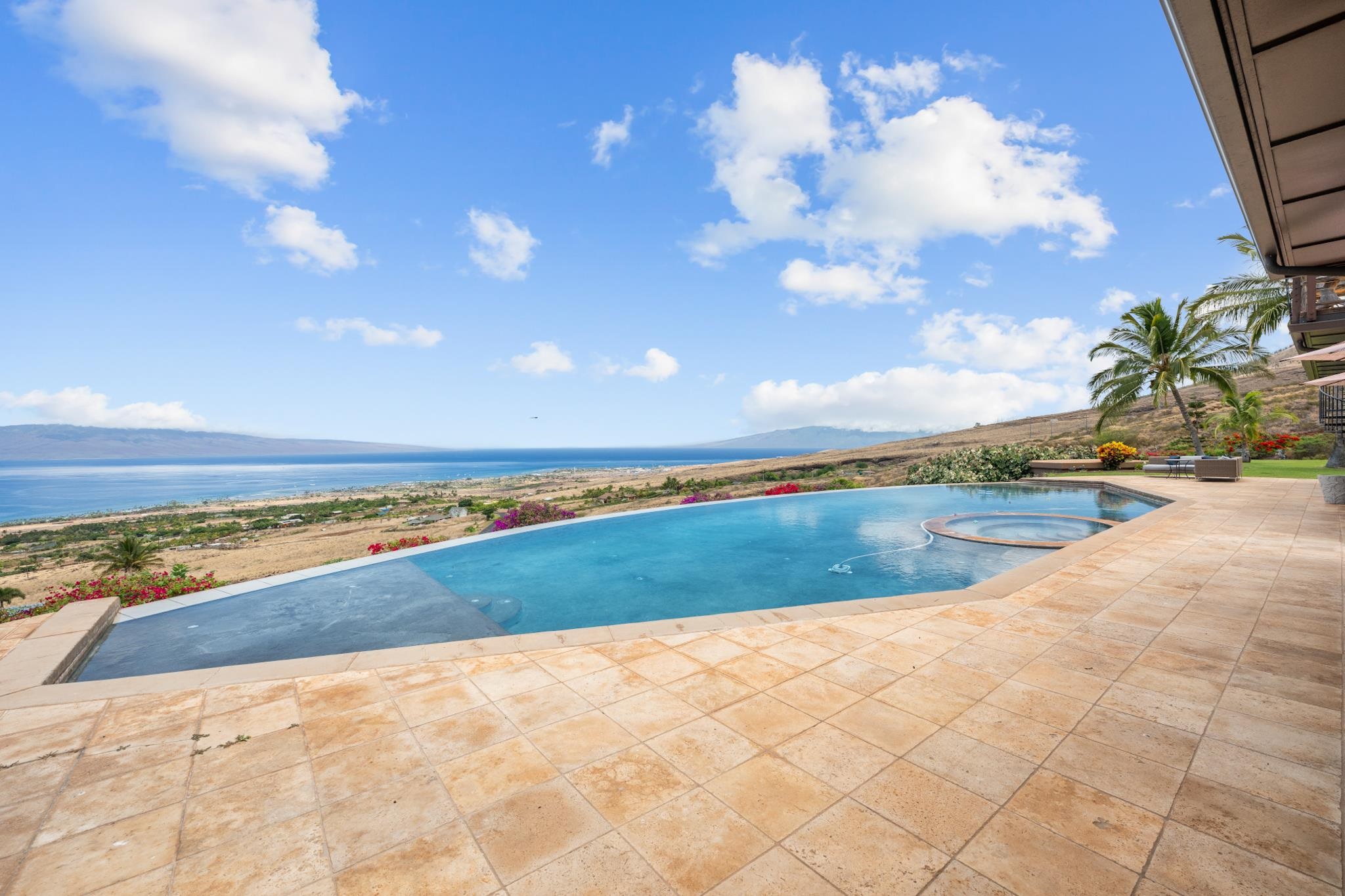 554  Punakea Loop Launiupoko, Lahaina home - photo 24 of 49