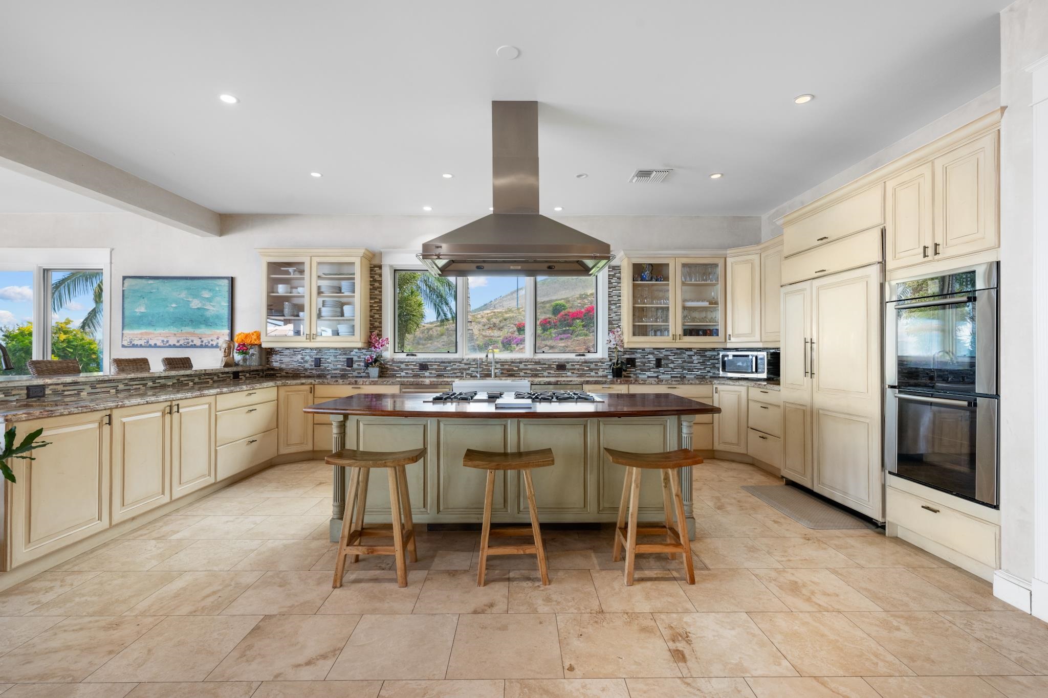 554  Punakea Loop Launiupoko, Lahaina home - photo 11 of 24