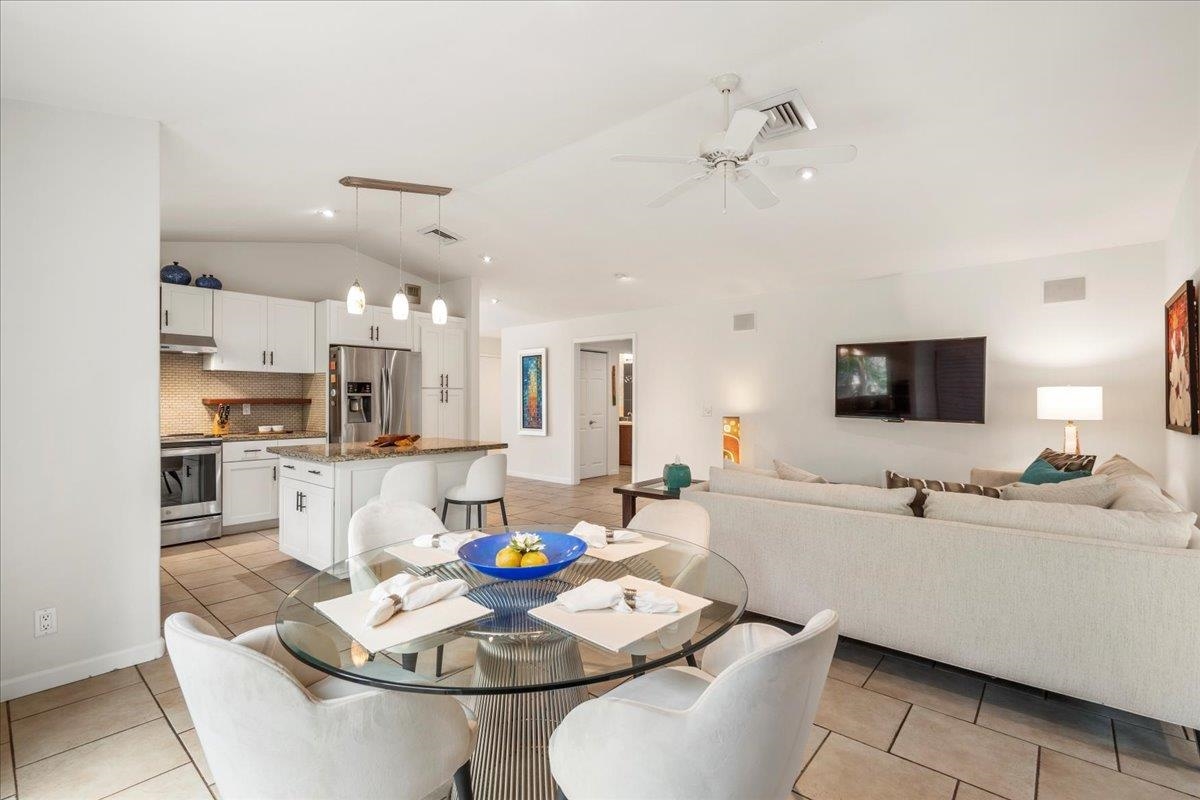 555  Halalai St North Kihei, Kihei home - photo 7 of 48