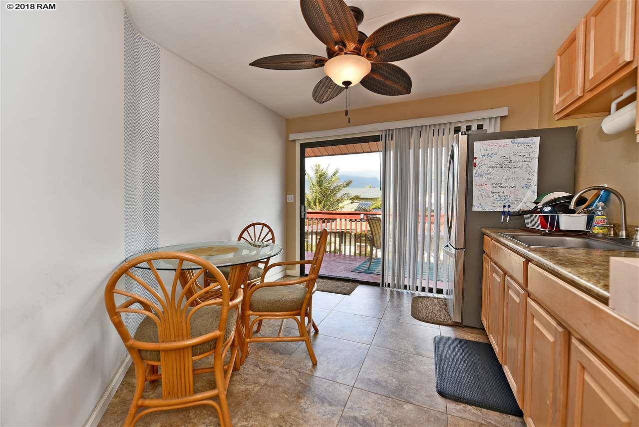 557  Kaikoo St , Wailuku home - photo 14 of 30