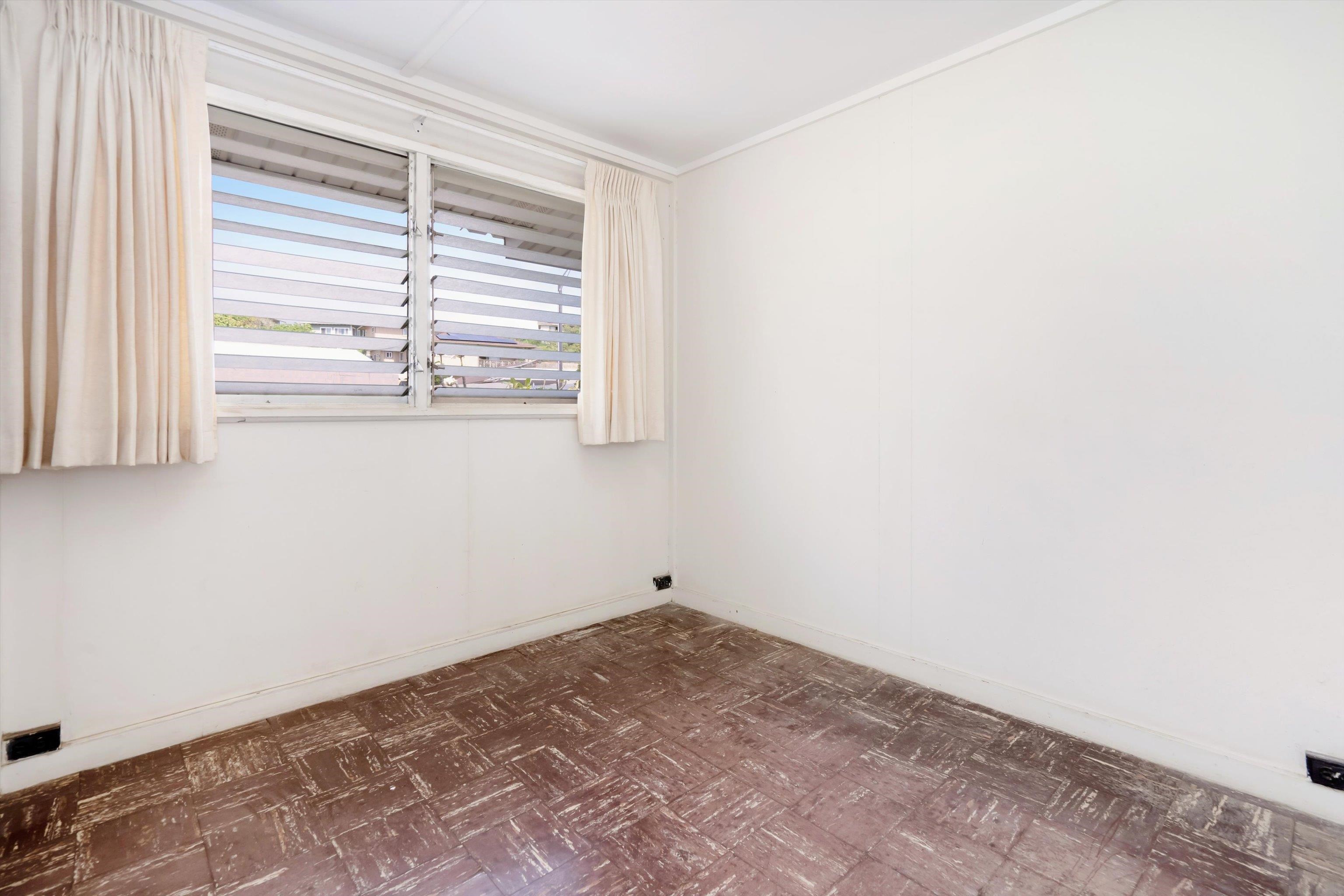 557  Maalo St , Kahului home - photo 12 of 39