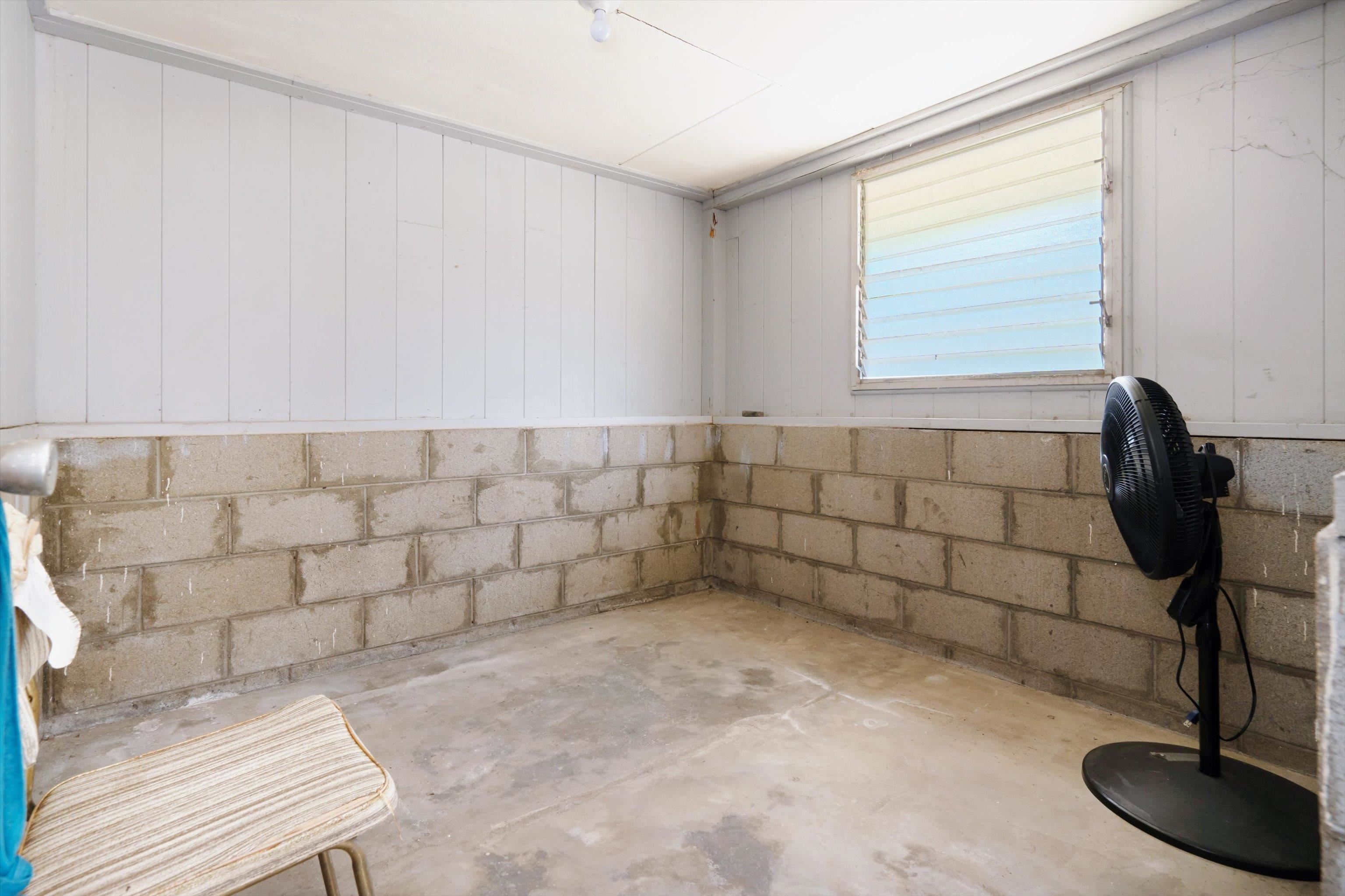 557  Maalo St , Kahului home - photo 22 of 39