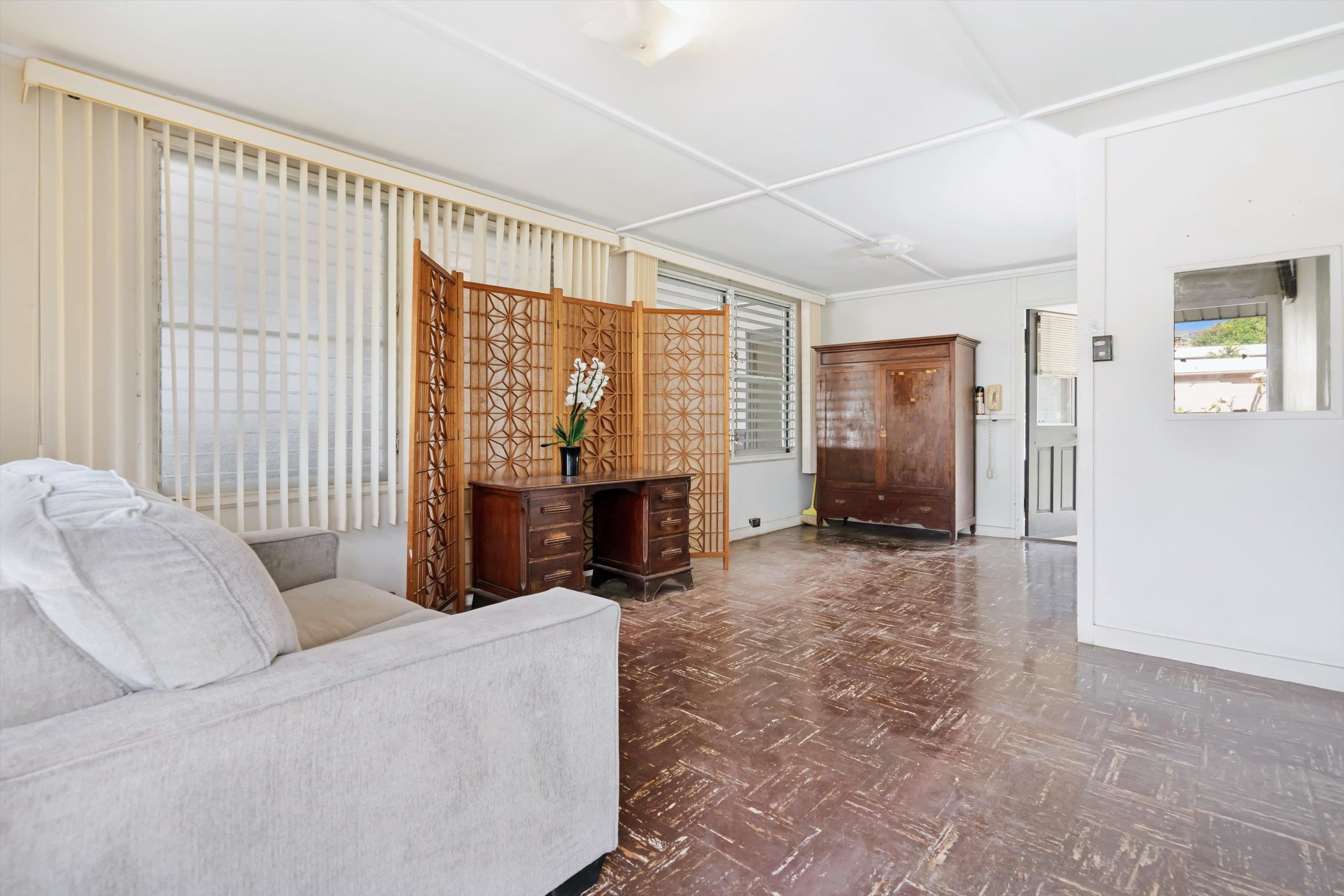 557  Maalo St , Kahului home - photo 4 of 39