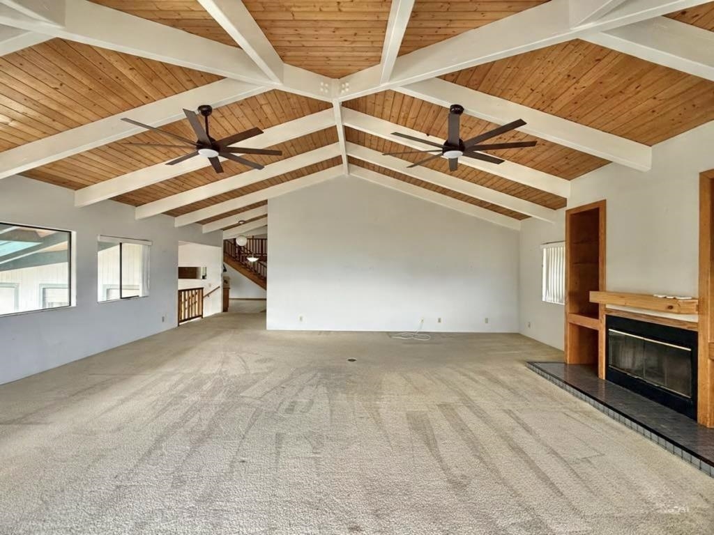 558  Polulani Dr , Wailuku home - photo 3 of 50