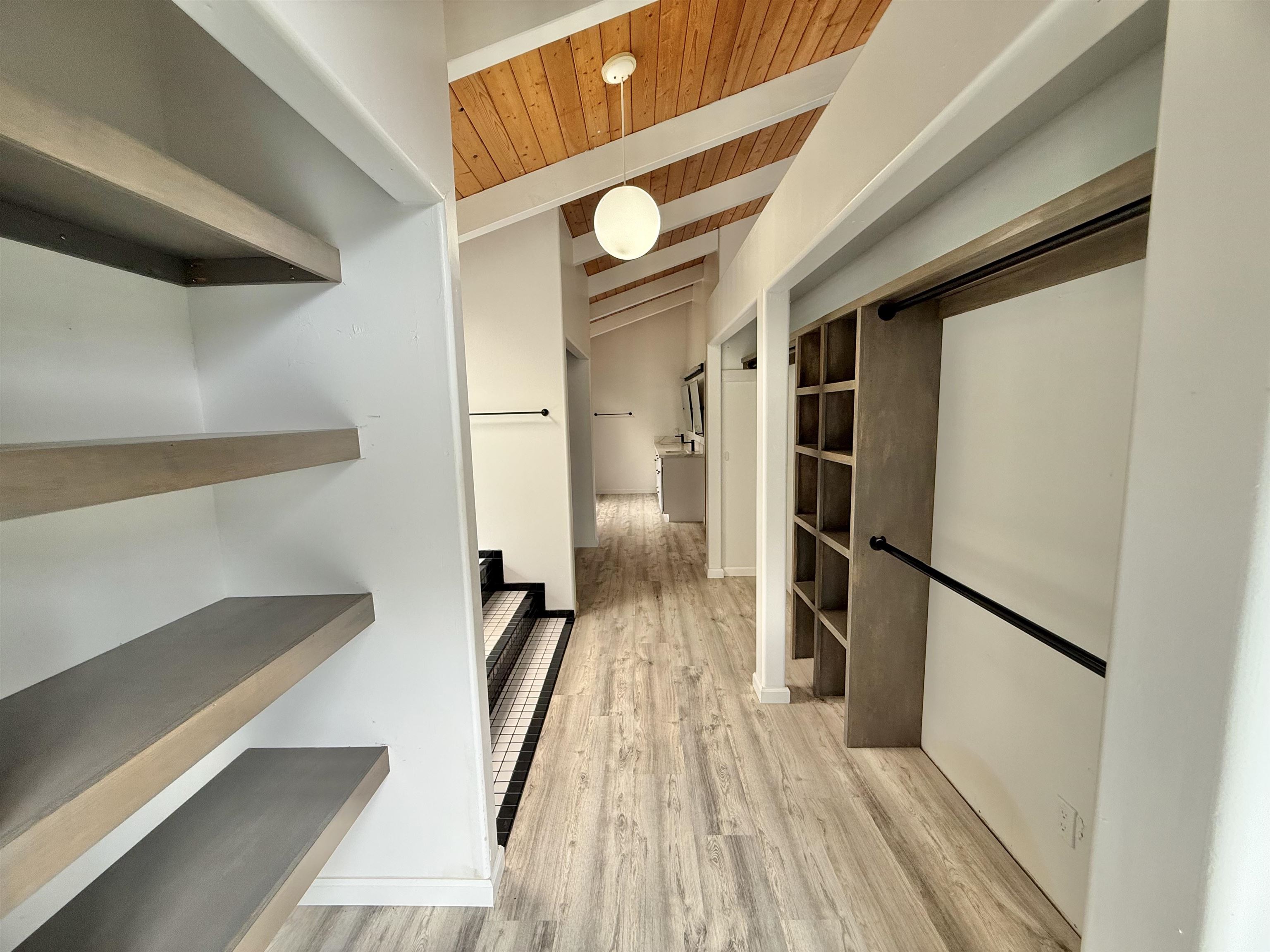 558  Polulani Dr , Wailuku home - photo 23 of 50