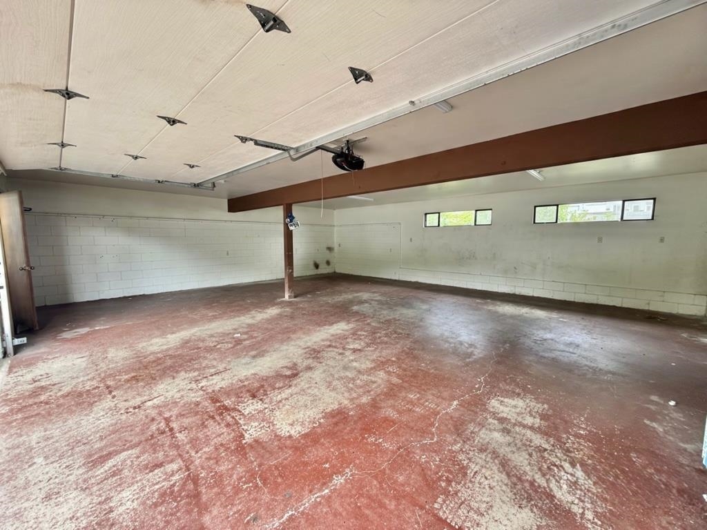 558  Polulani Dr , Wailuku home - photo 43 of 50