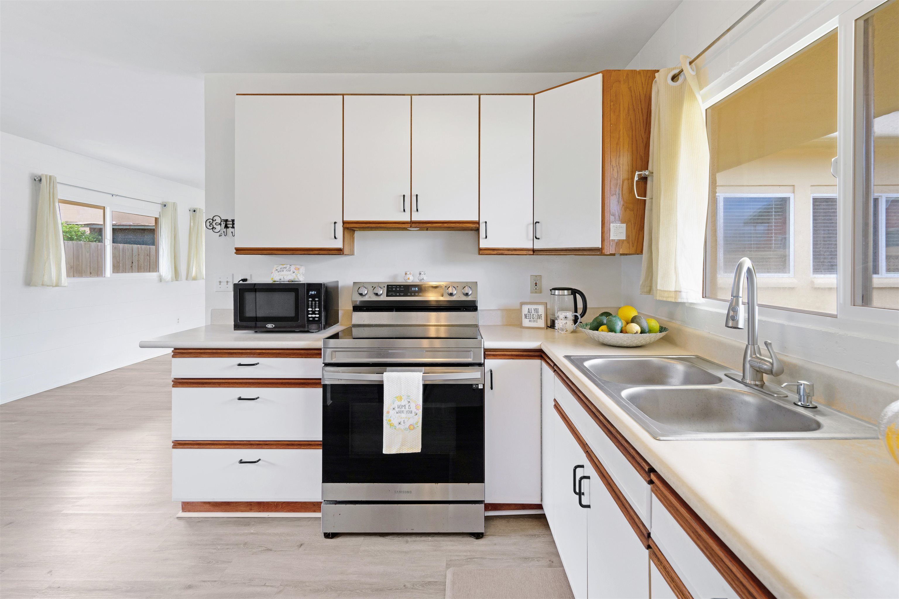 561  Kainalu Pl Paukukalo, Wailuku home - photo 5 of 47