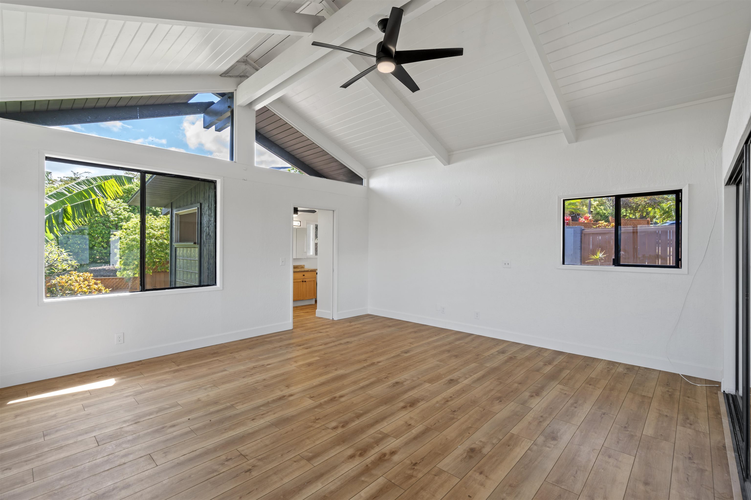 561  Kaleo Dr , Maui Meadows home - photo 18 of 33