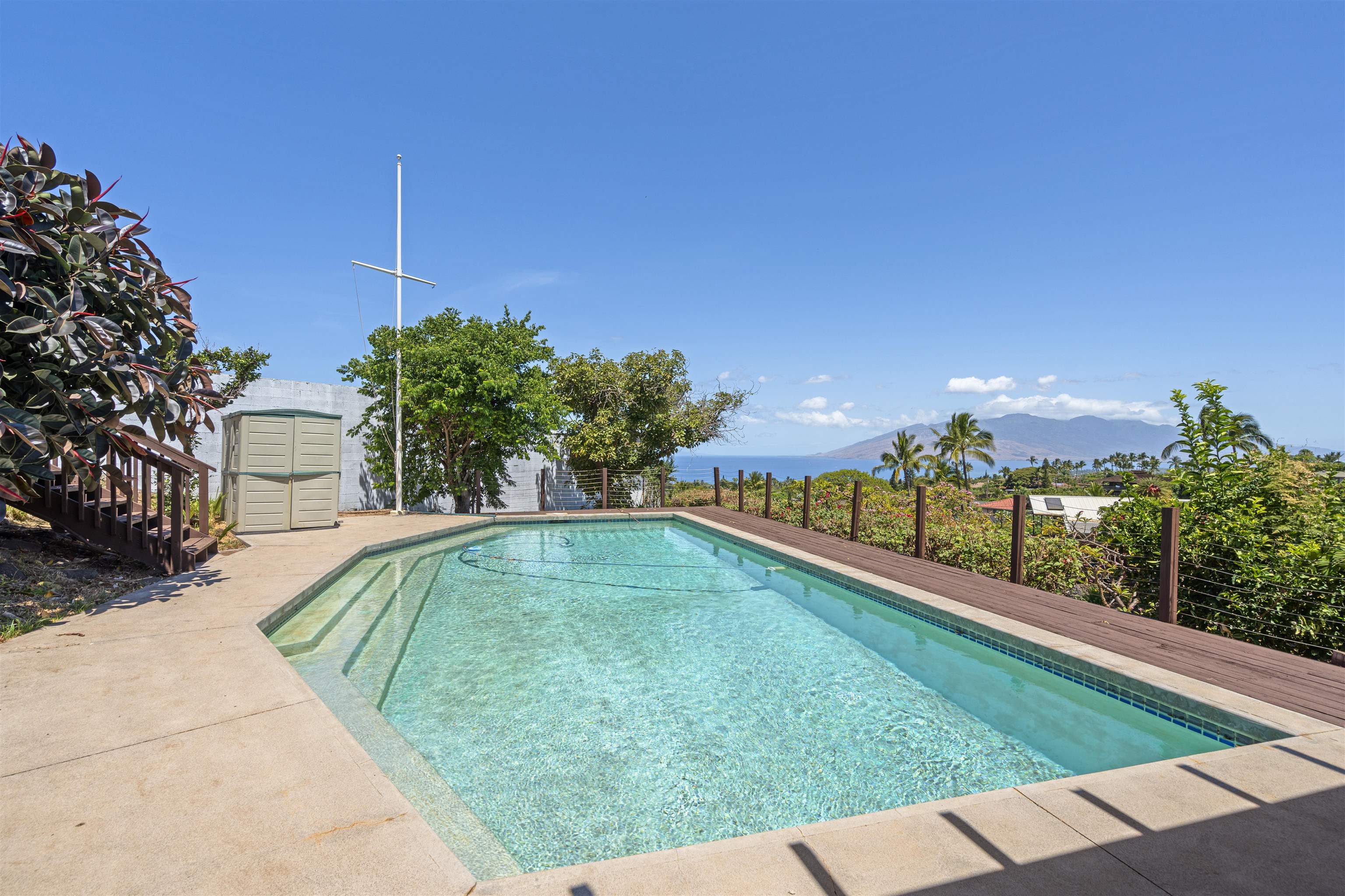 561  Kaleo Dr , Maui Meadows home - photo 27 of 33