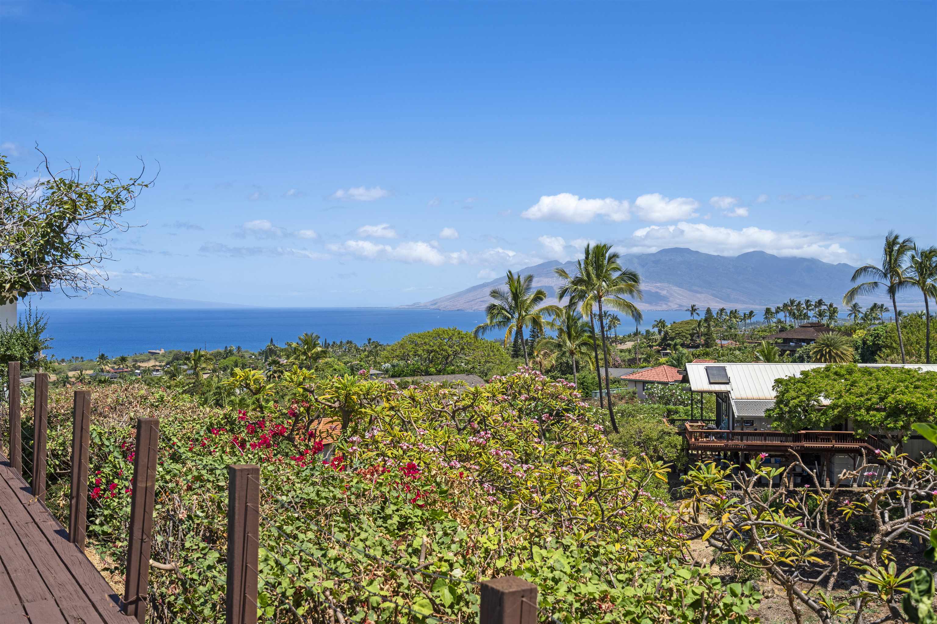 561  Kaleo Dr , Maui Meadows home - photo 28 of 33