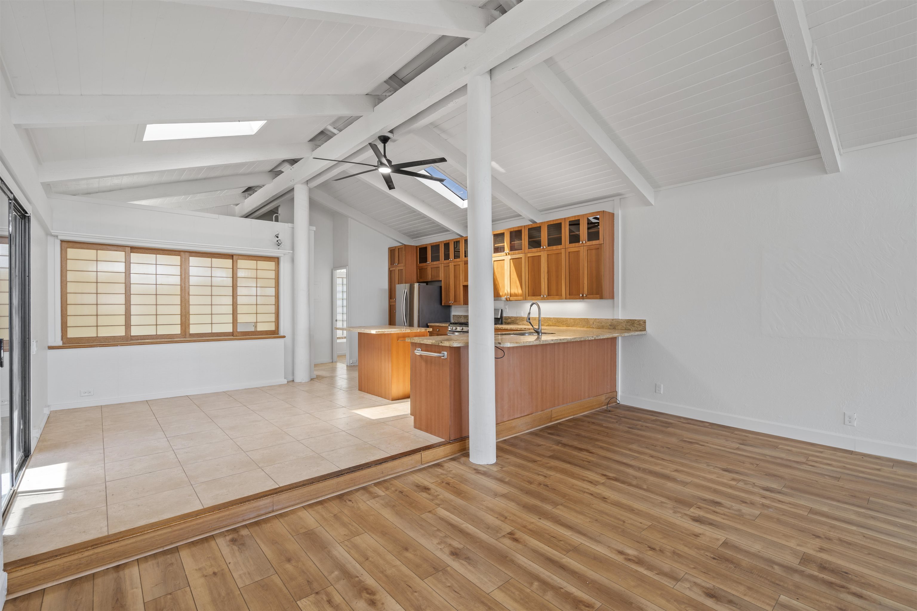 561  Kaleo Dr , Maui Meadows home - photo 6 of 33