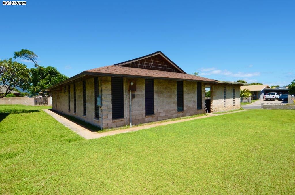 562  Laau St Kahului, Kahului home - photo 25 of 30