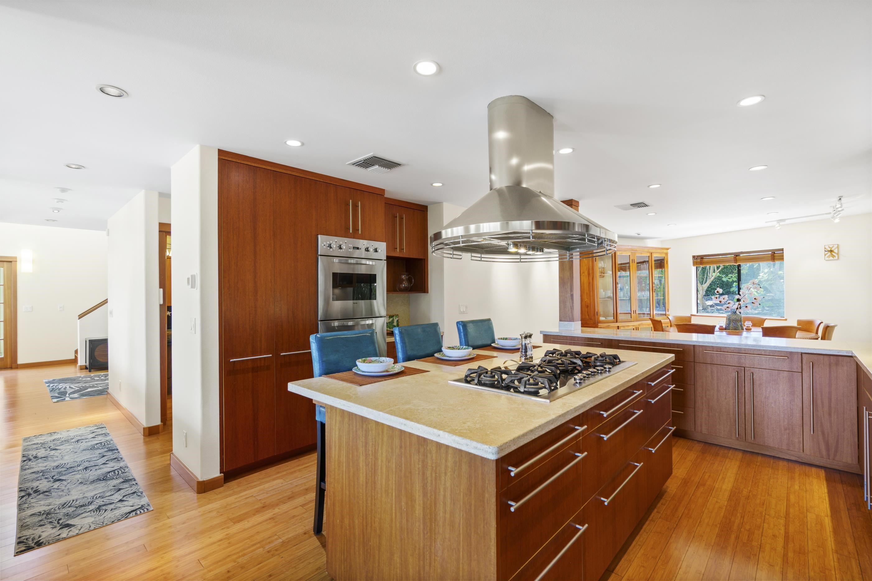 563  Mikioi Pl Kihei, Maui Meadows home - photo 18 of 50