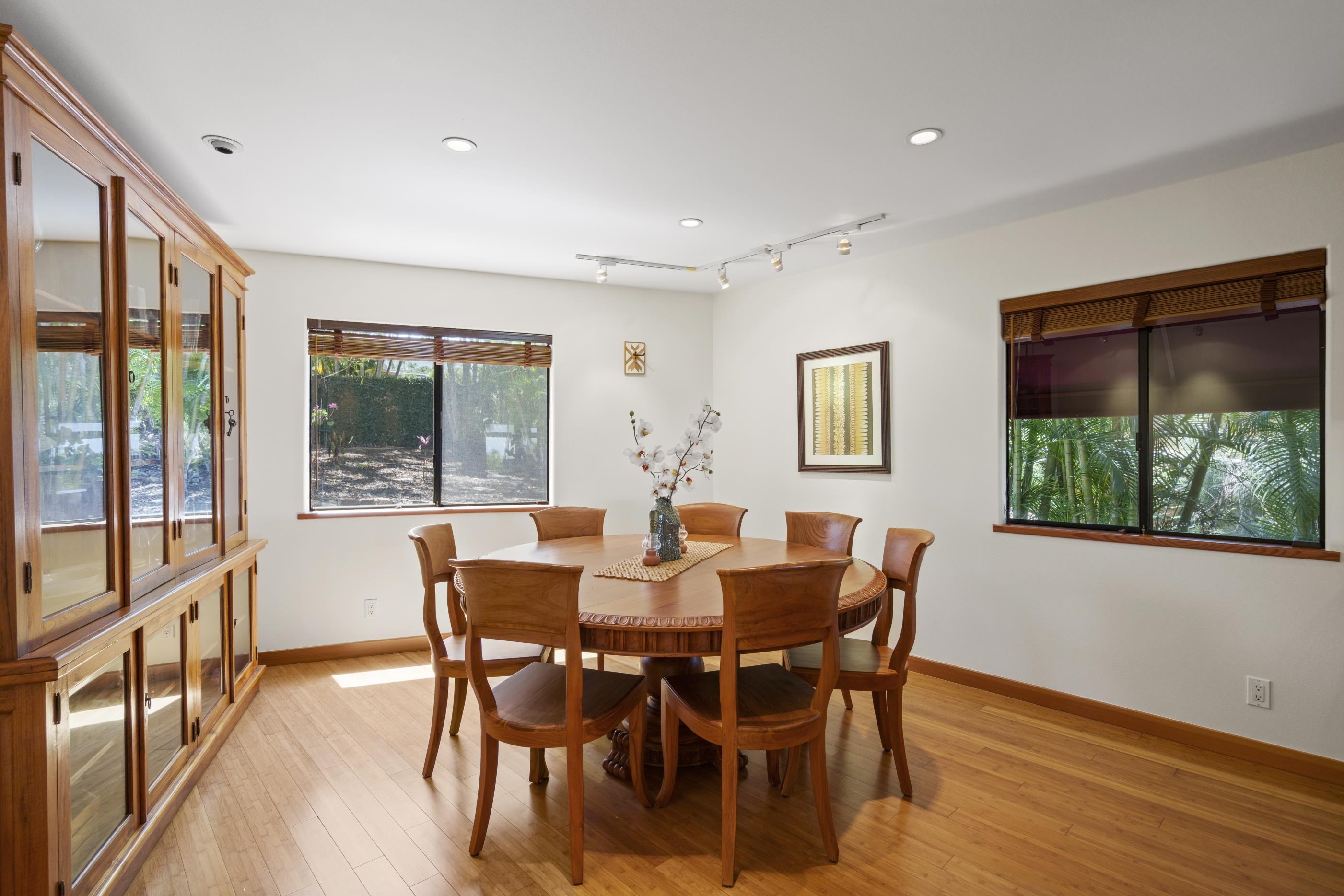 563  Mikioi Pl Kihei, Maui Meadows home - photo 20 of 50