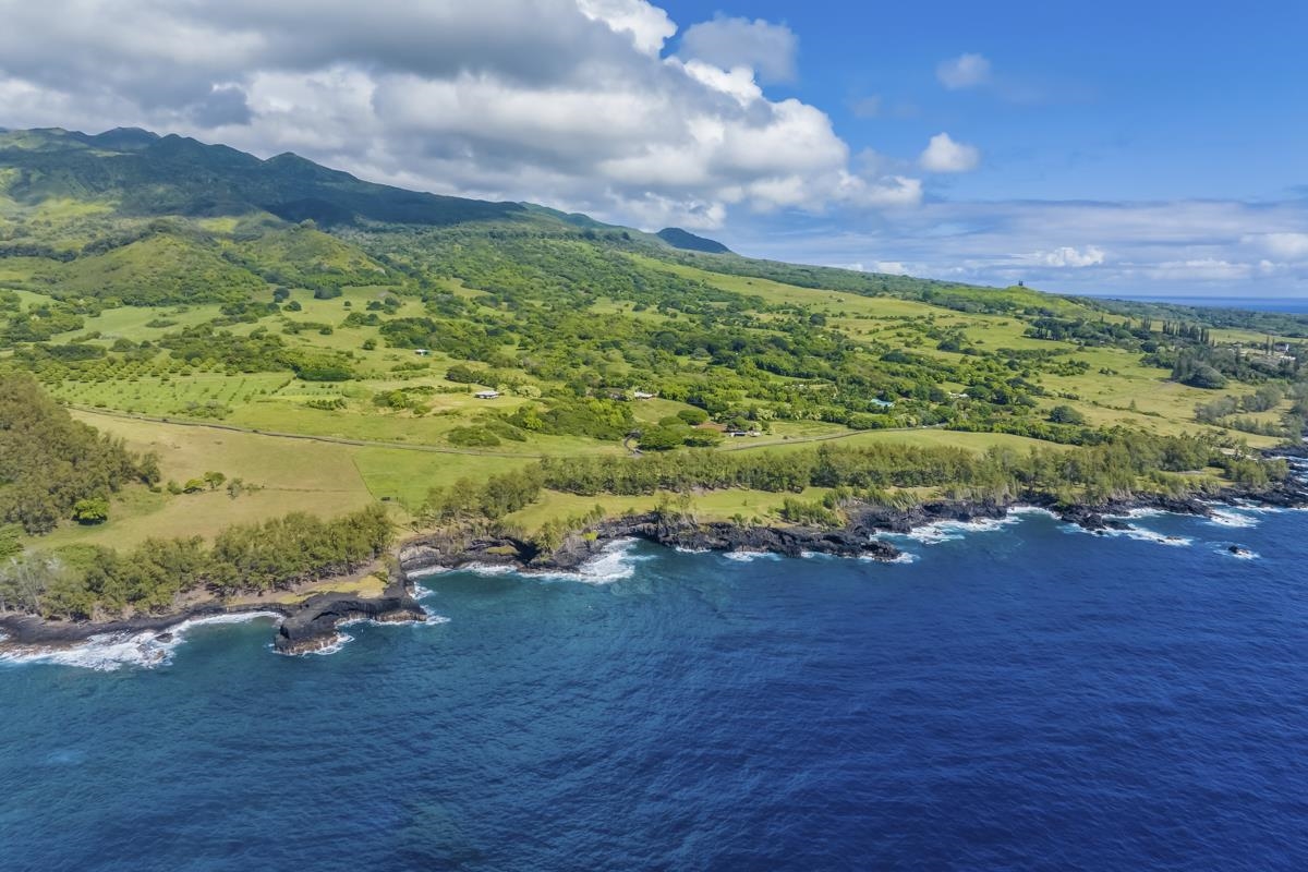 5670  Hana Hwy Hana, Hana home - photo 11 of 30