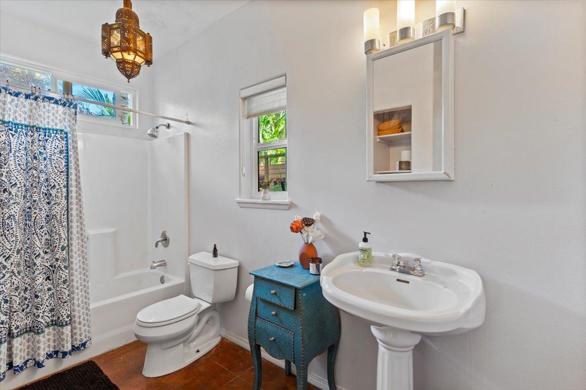 568  Hana Hwy Ku'au, Spreckelsville/Paia/Kuau home - photo 42 of 50