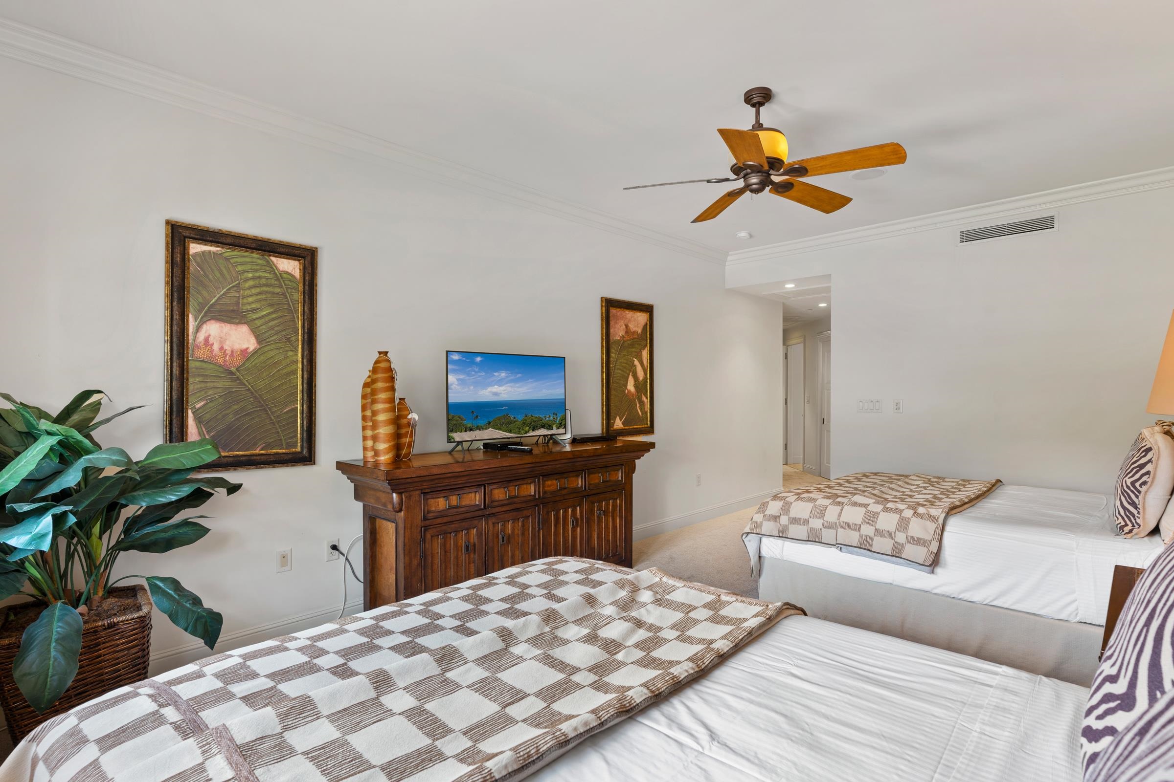 Hoolei condo # J2, Kihei, Hawaii - photo 39 of 50